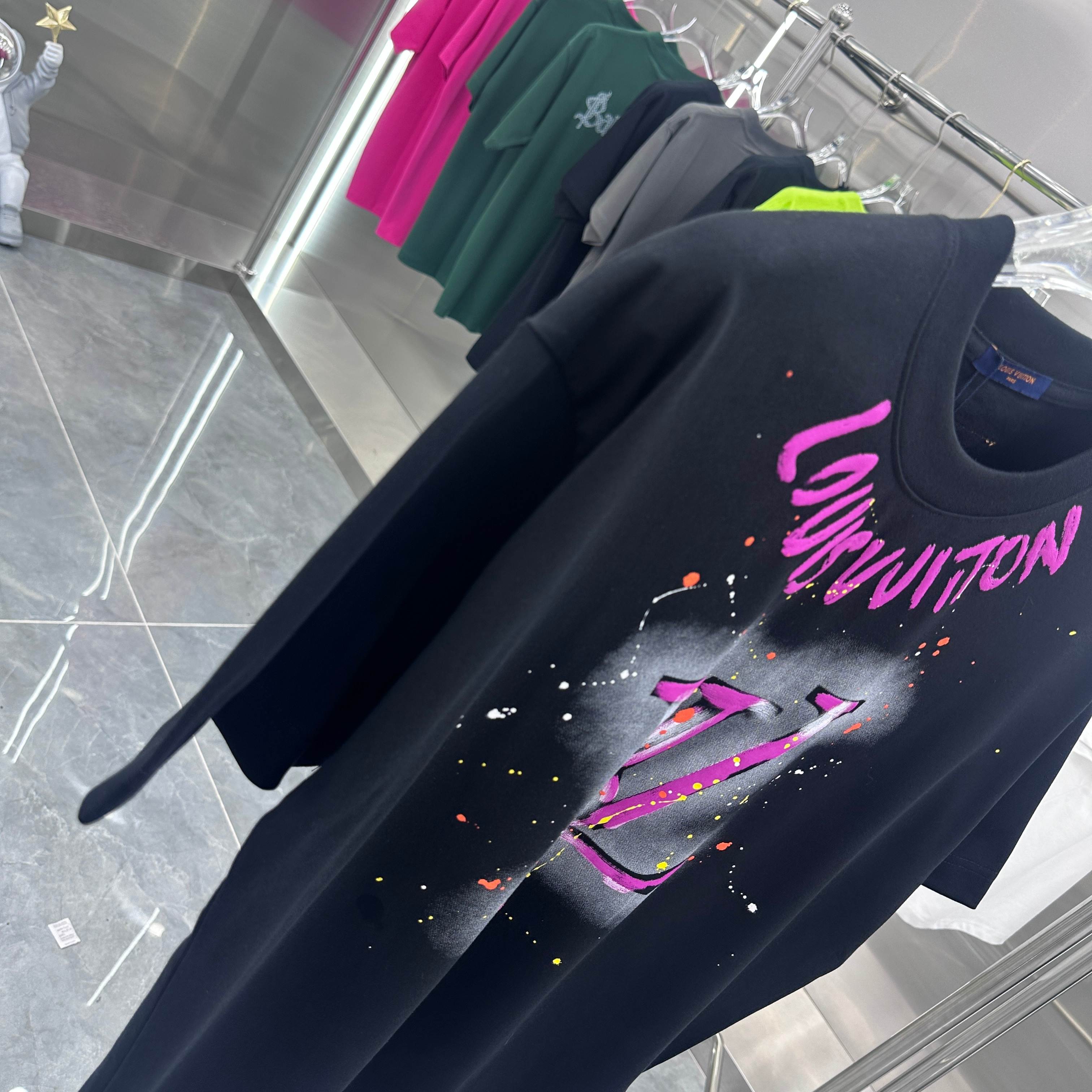 LuxluxHouse Best Quality Clothes T-shirt Louis Vuitton