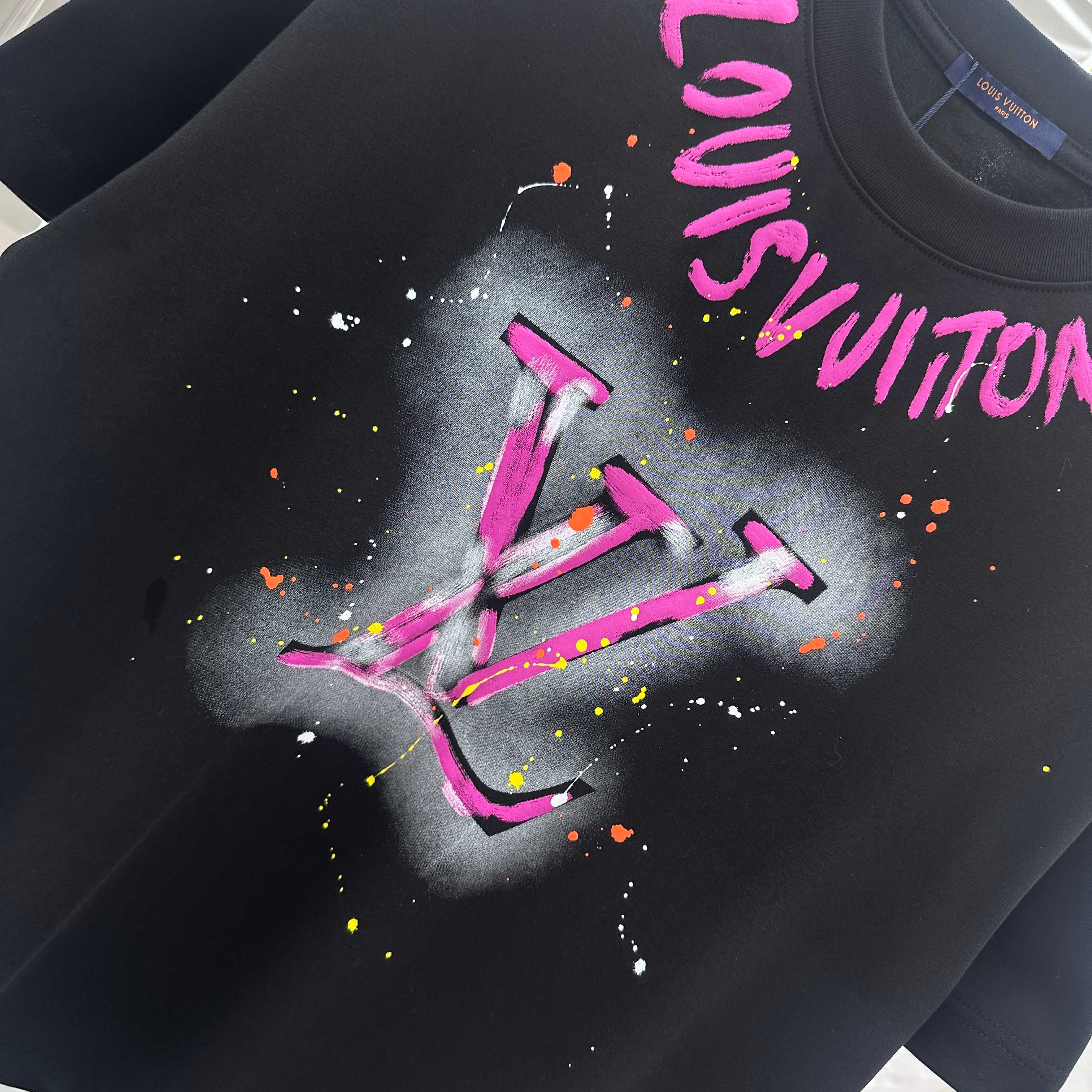 LuxluxHouse Best Quality Clothes T-shirt Louis Vuitton