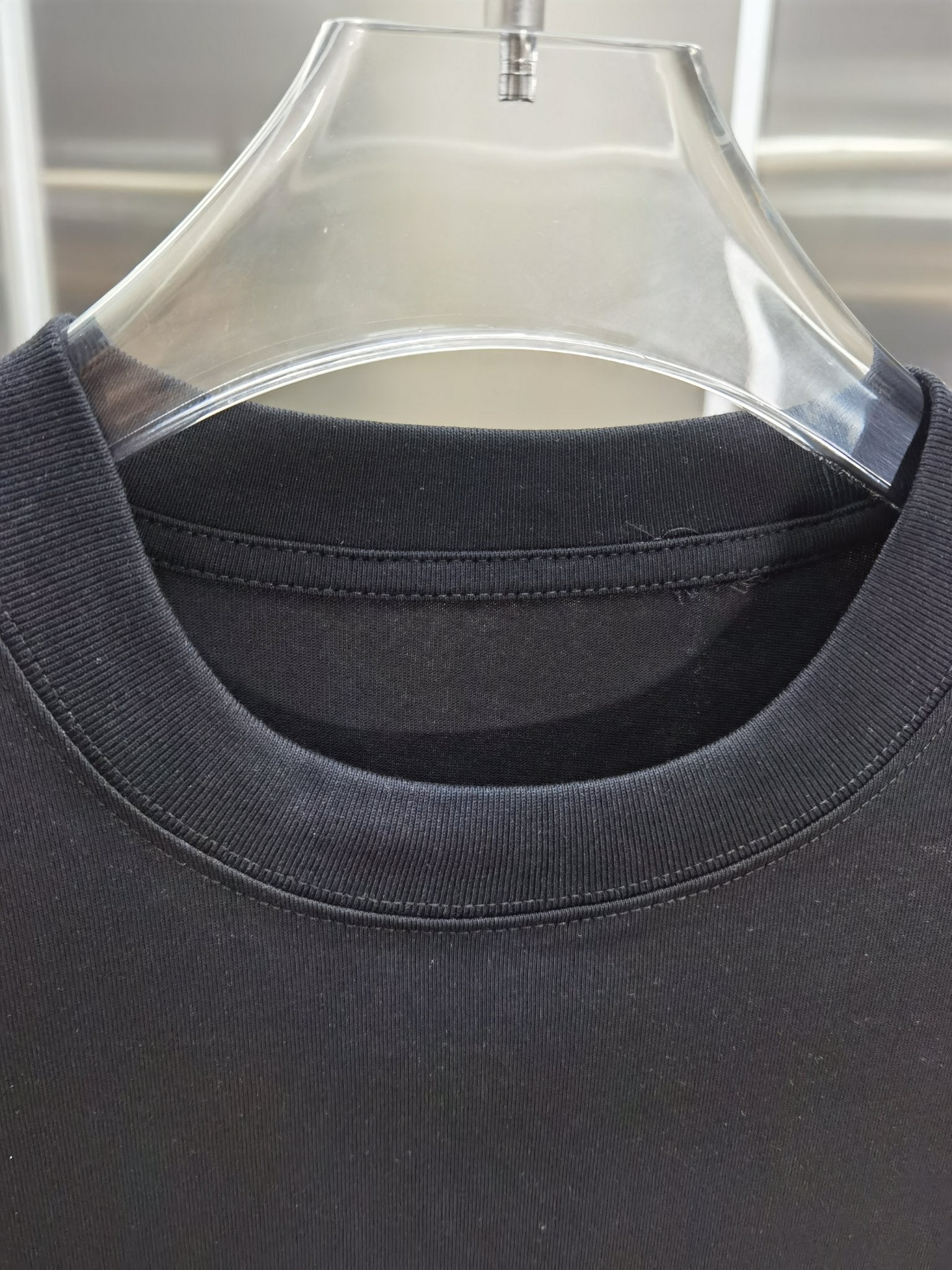 LuxluxHouse Best Quality Clothes T-shirt Loewe