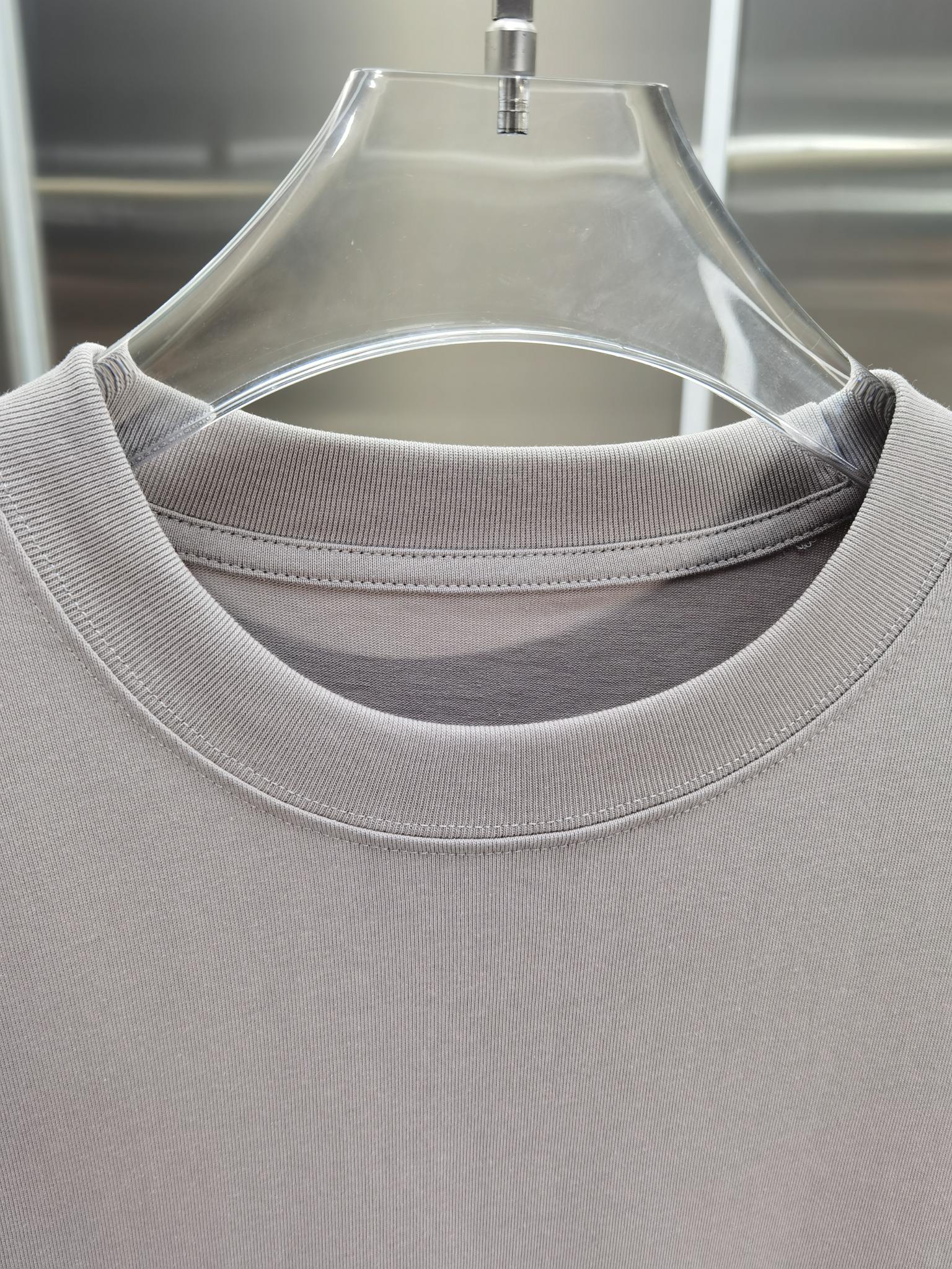 LuxluxHouse Best Quality Clothes T-shirt Loewe
