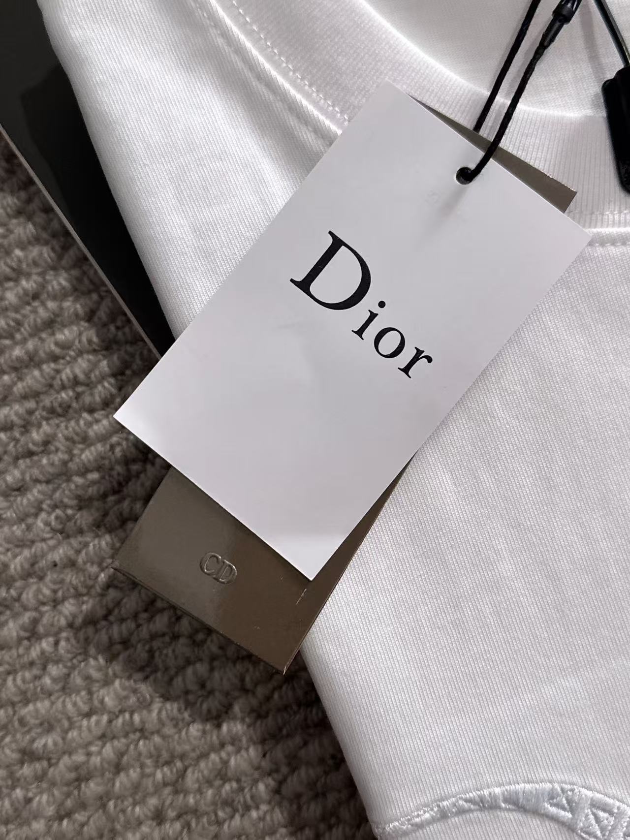 LuxluxHouse Best Quality Clothes T-shirt Dior