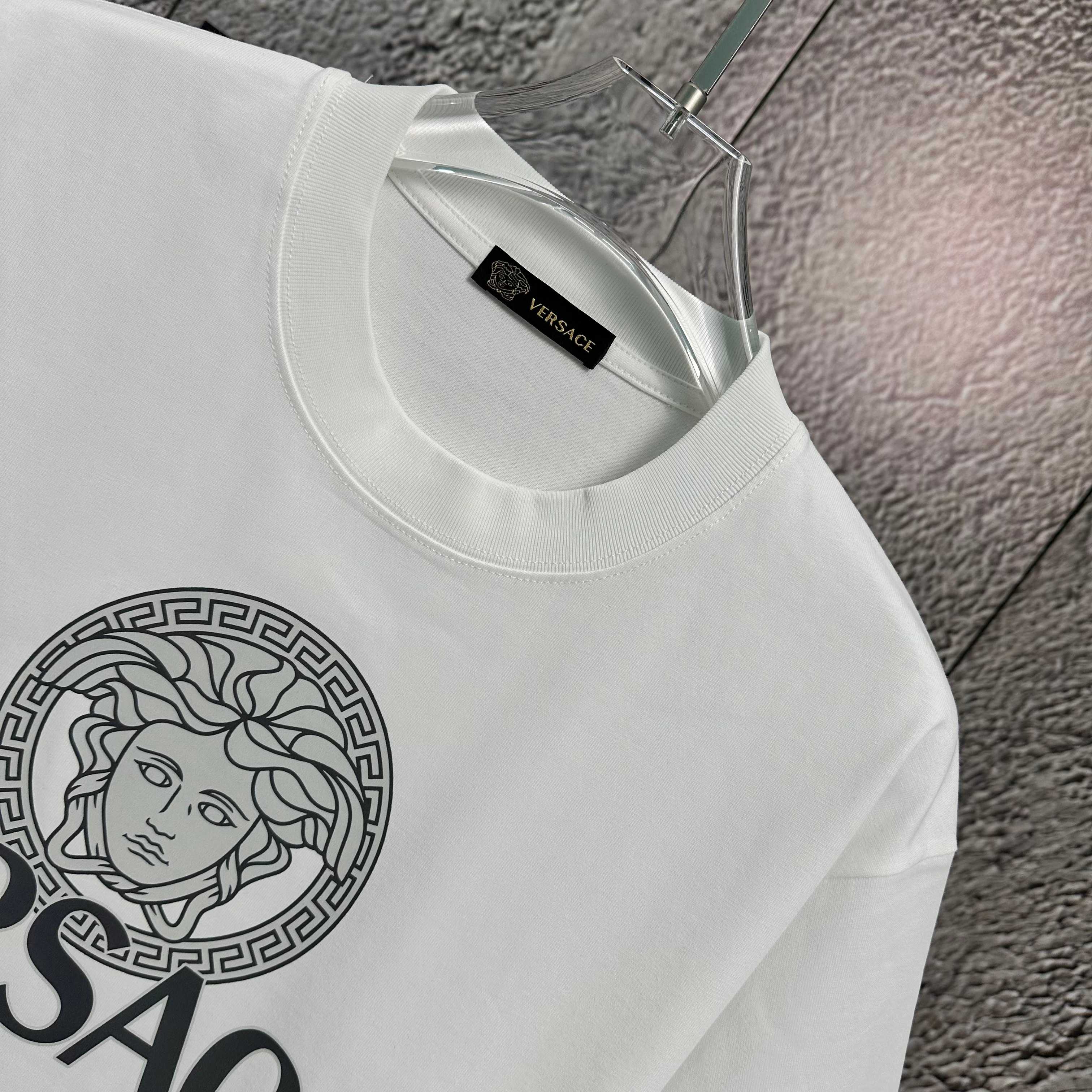 LuxluxHouse Best Quality Clothes Versace T-shirt