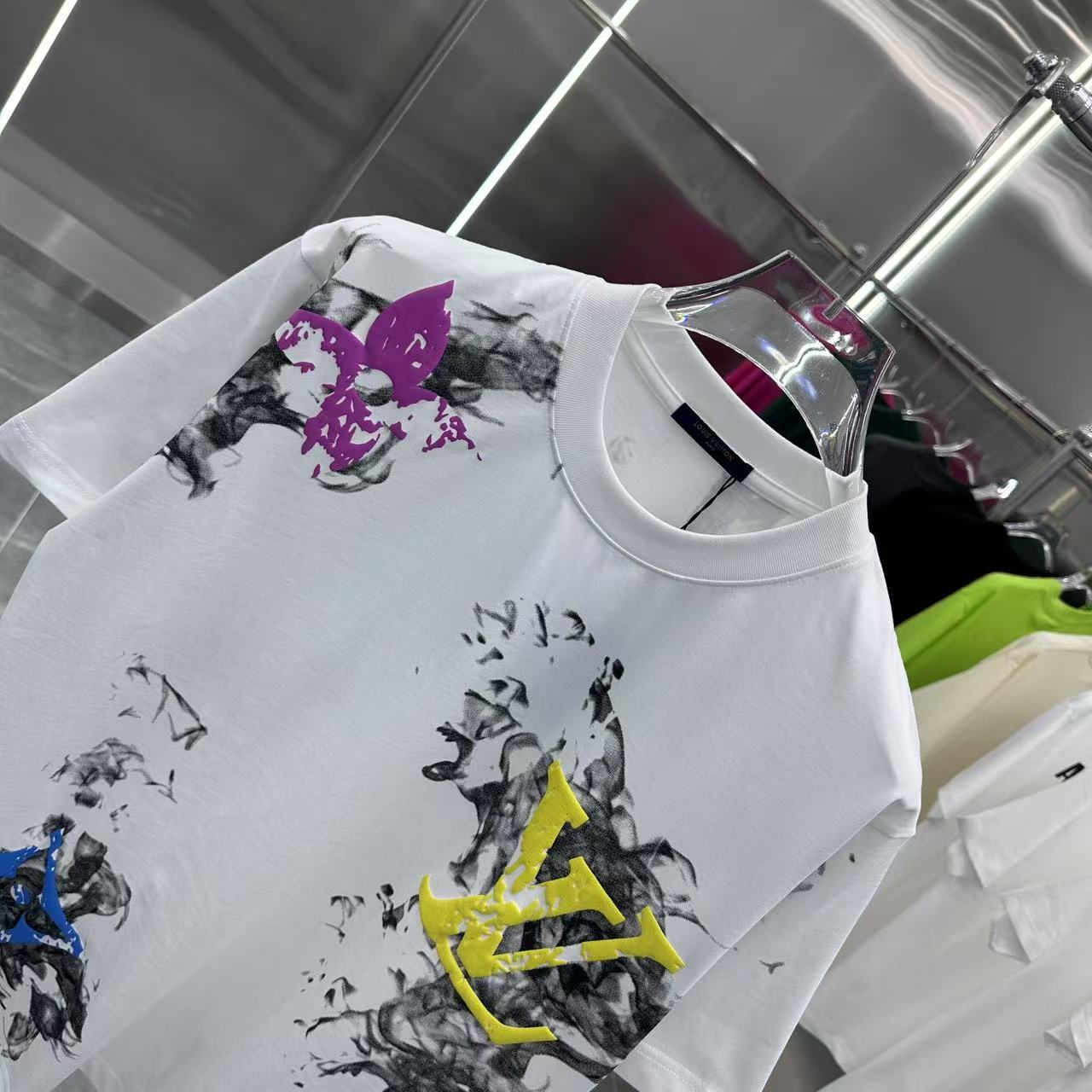 LuxluxHouse Best Quality Clothes T-shirt Louis Vuitton