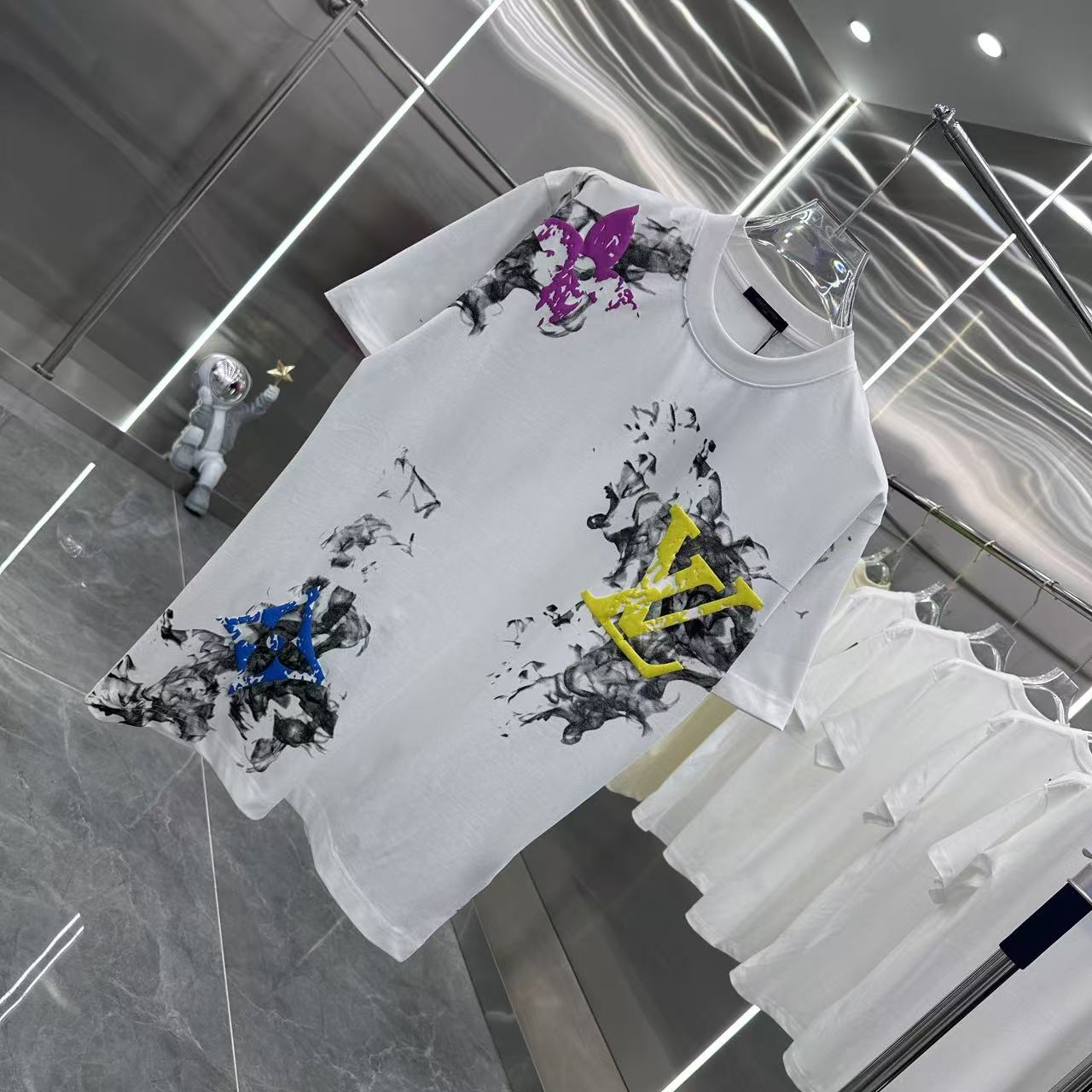 LuxluxHouse Best Quality Clothes T-shirt Louis Vuitton