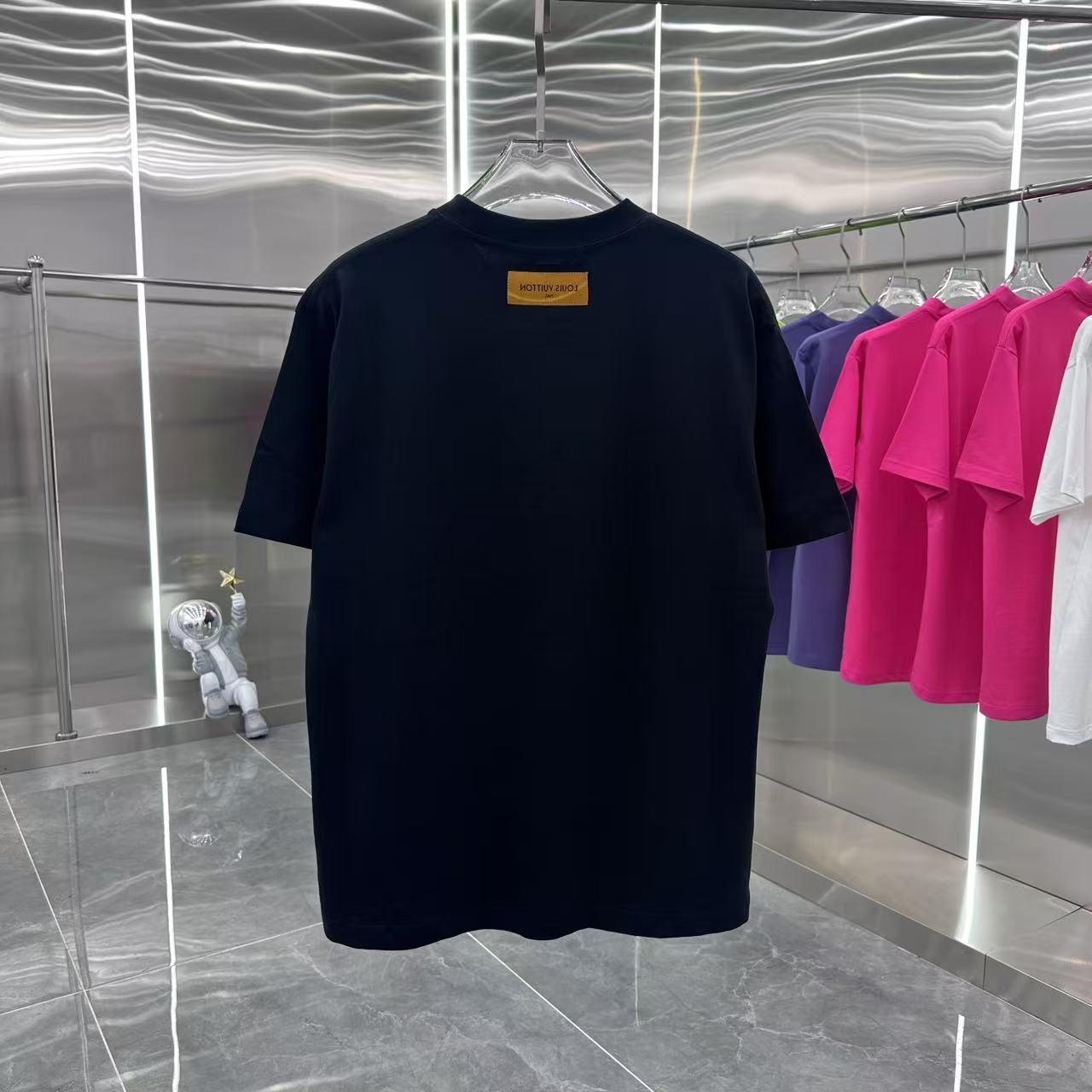 LuxluxHouse Best Quality Clothes T-shirt Louis Vuitton