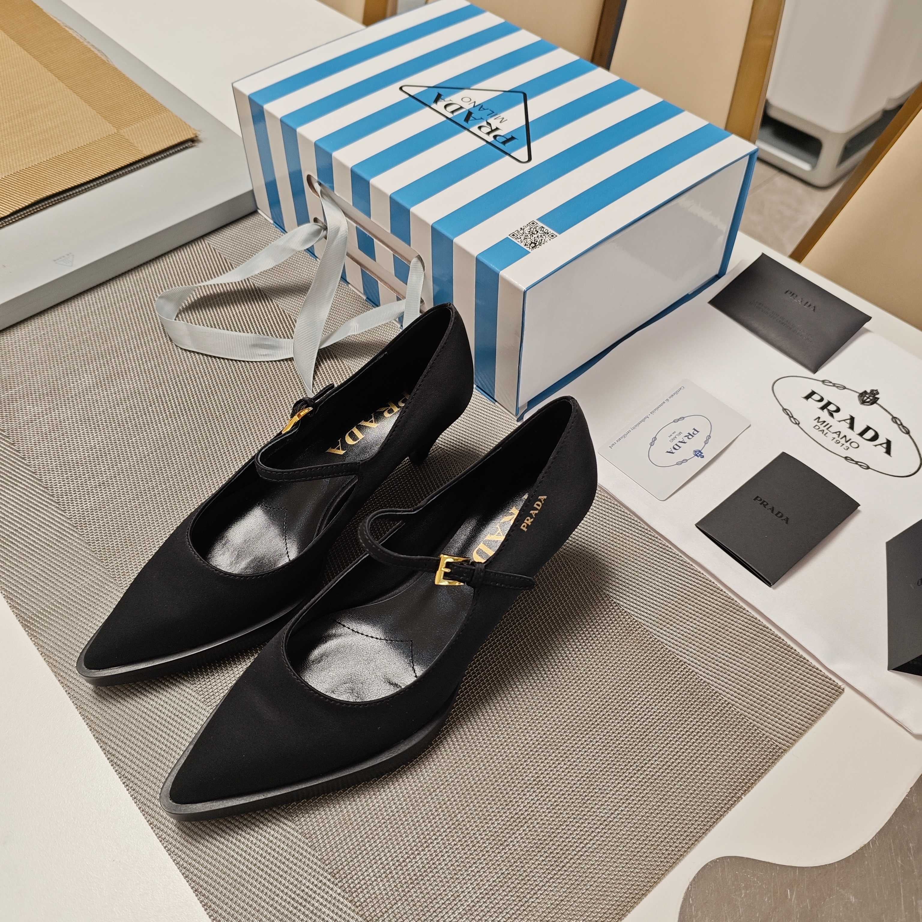 LuxluxHouse Best Quality Women Shoes Prada