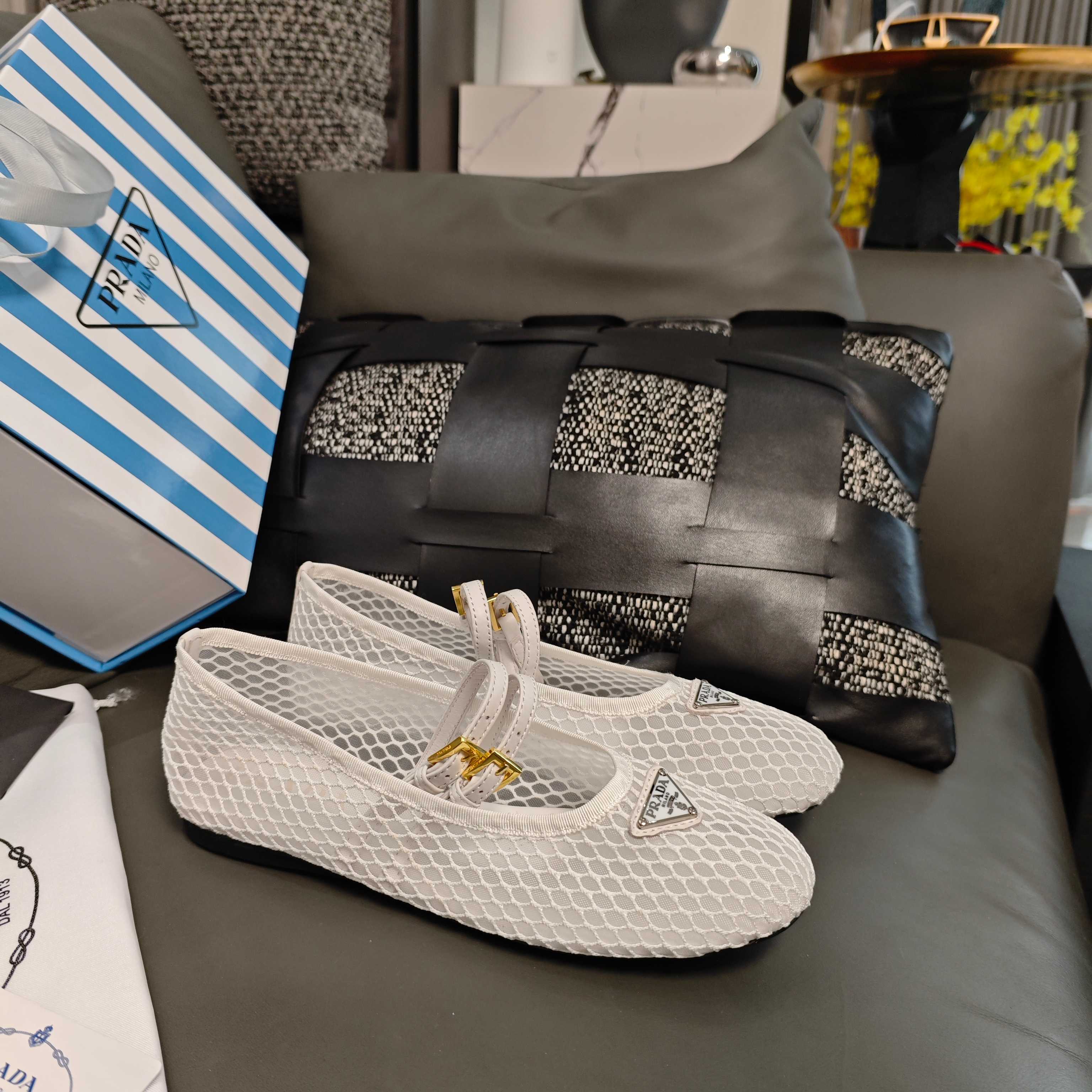 LuxluxHouse Best Quality Women Shoes Prada