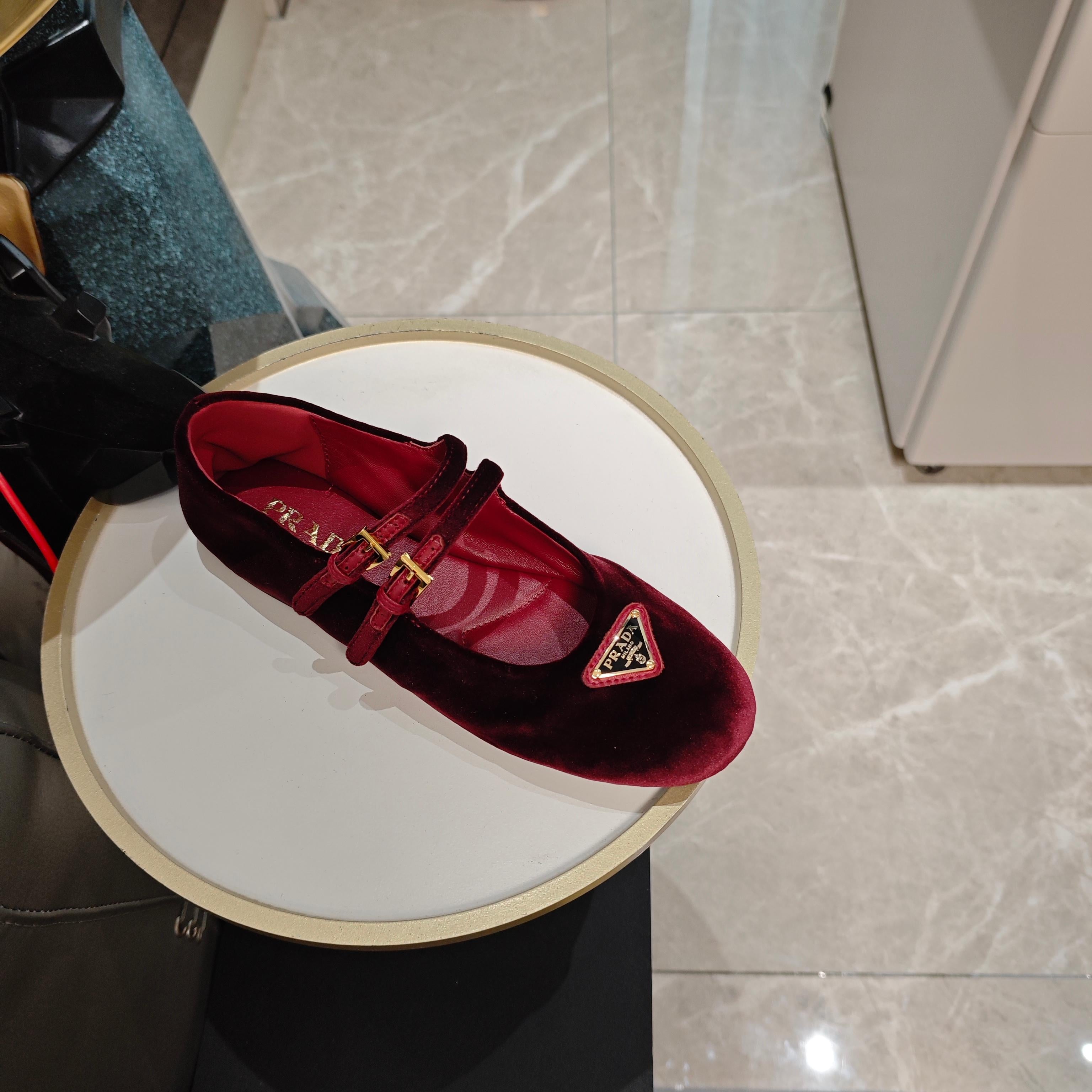 LuxluxHouse Best Quality Women Shoes Prada