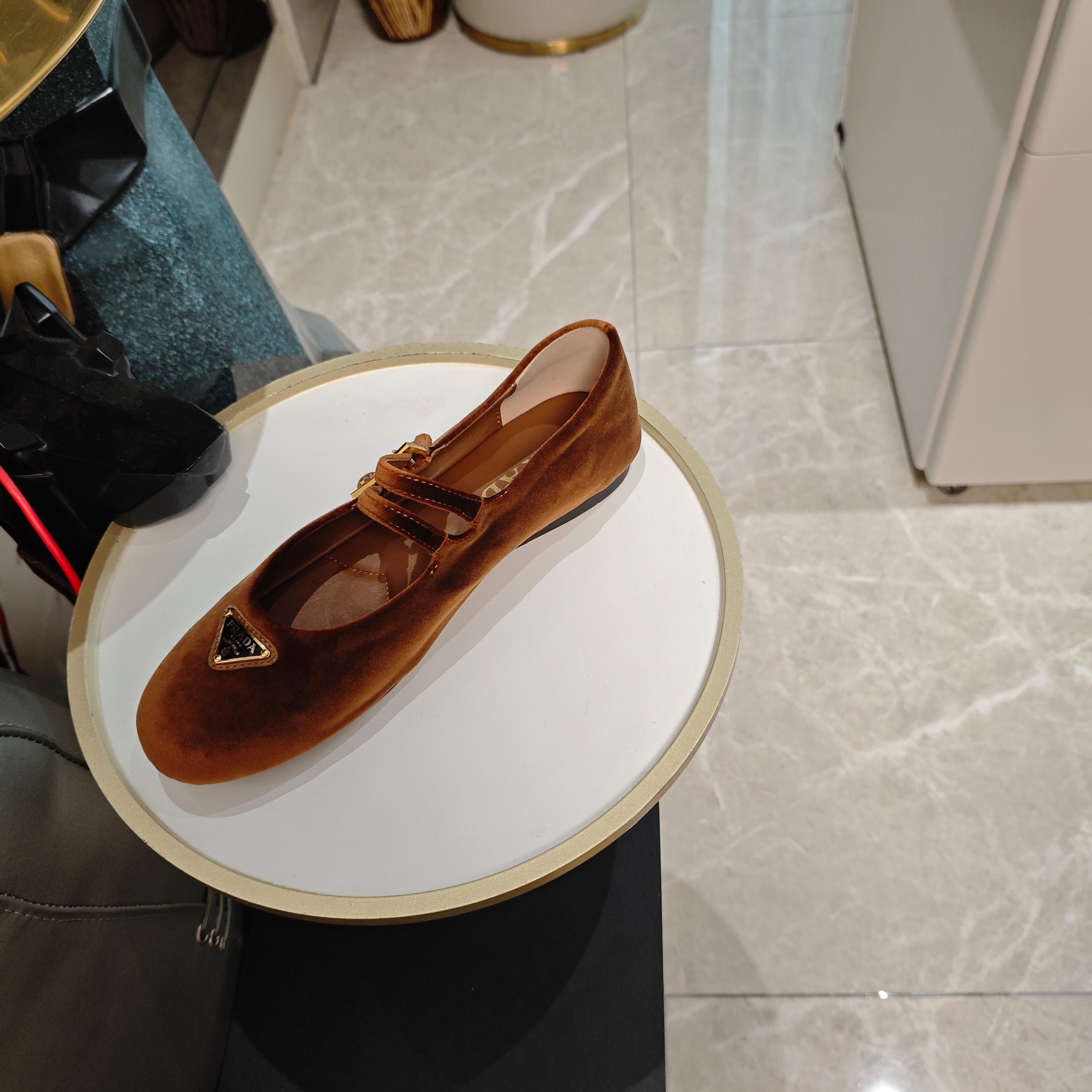 LuxluxHouse Best Quality Women Shoes Prada