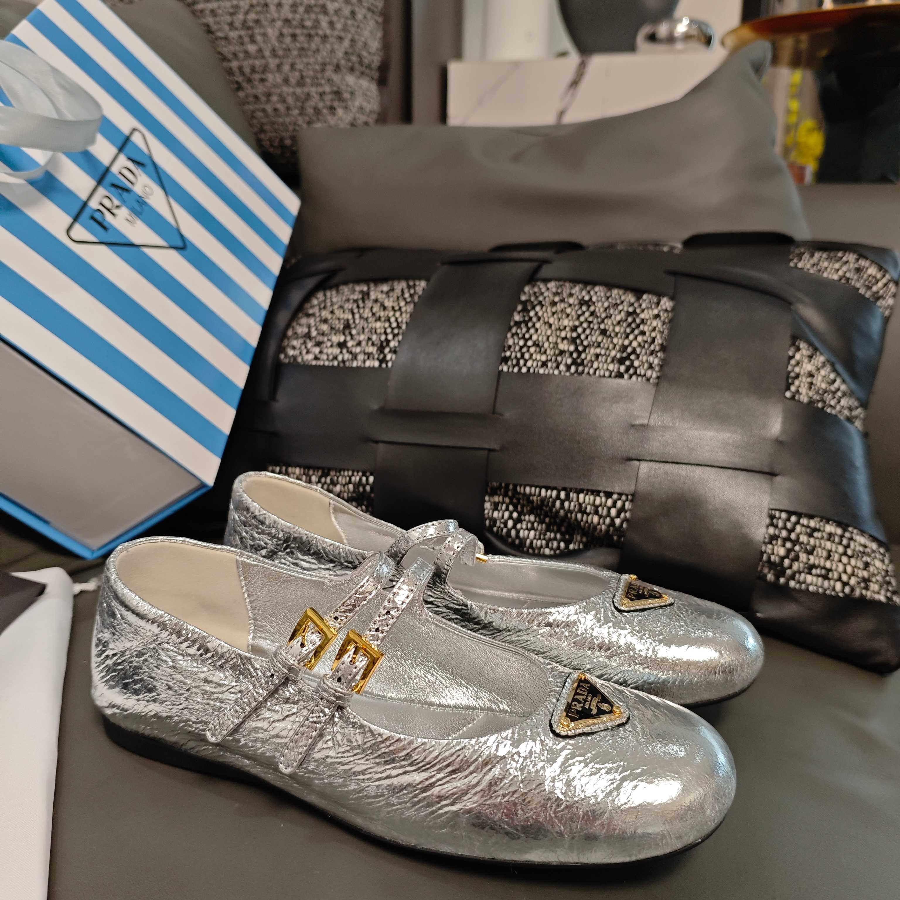 LuxluxHouse Best Quality Women Shoes Prada