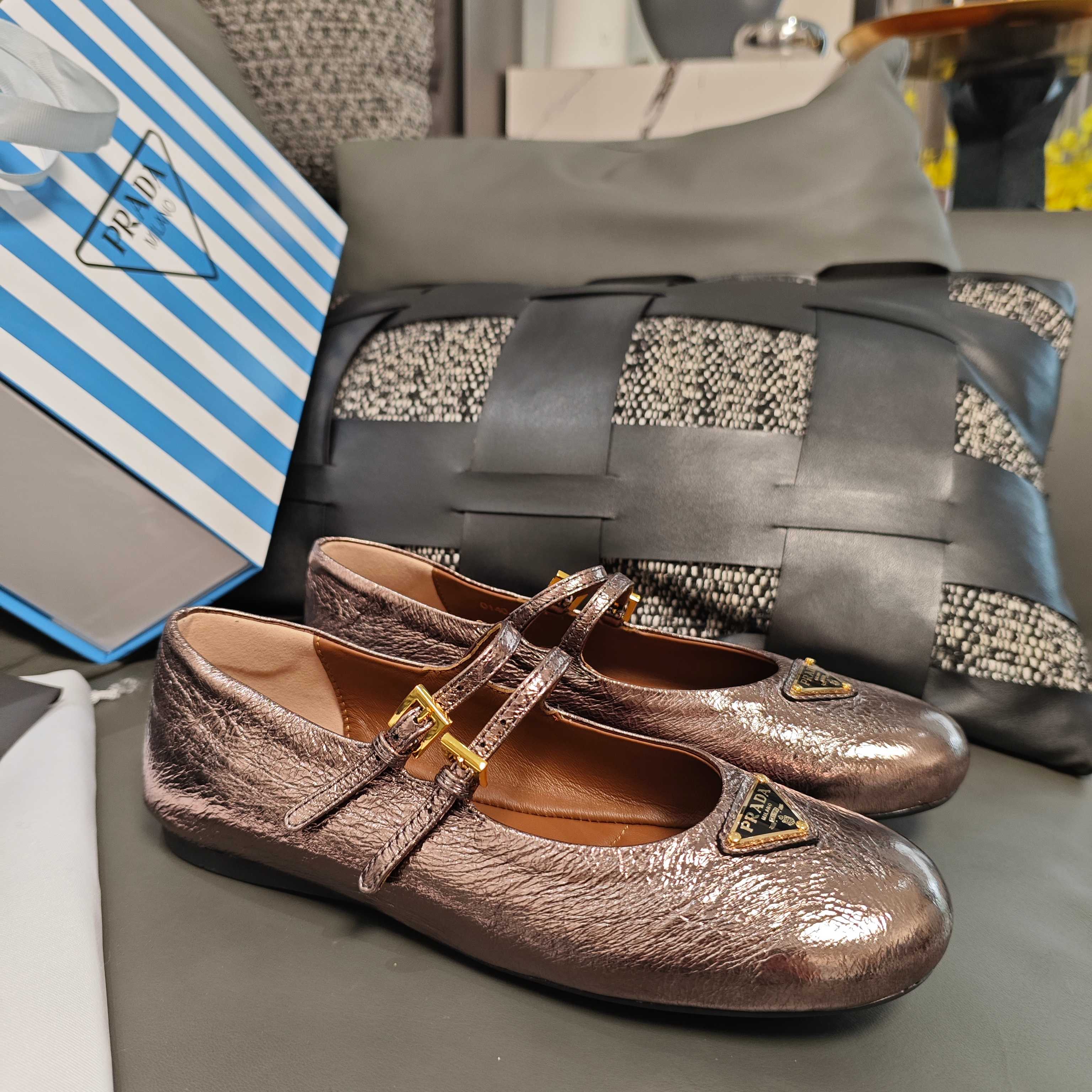 LuxluxHouse Best Quality Women Shoes Prada