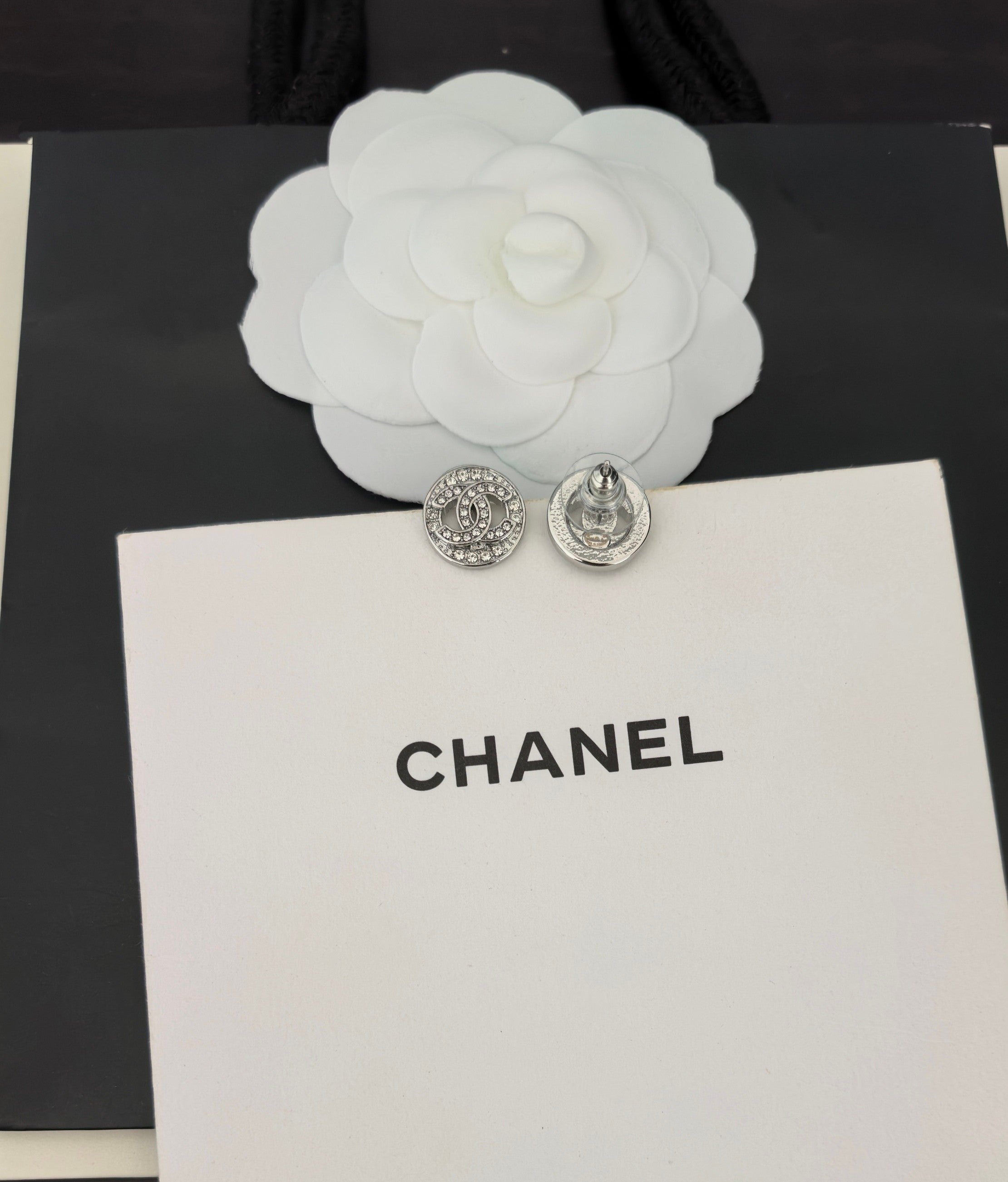 LuxluxHouse Best Quality Accessories Chanel Earrings