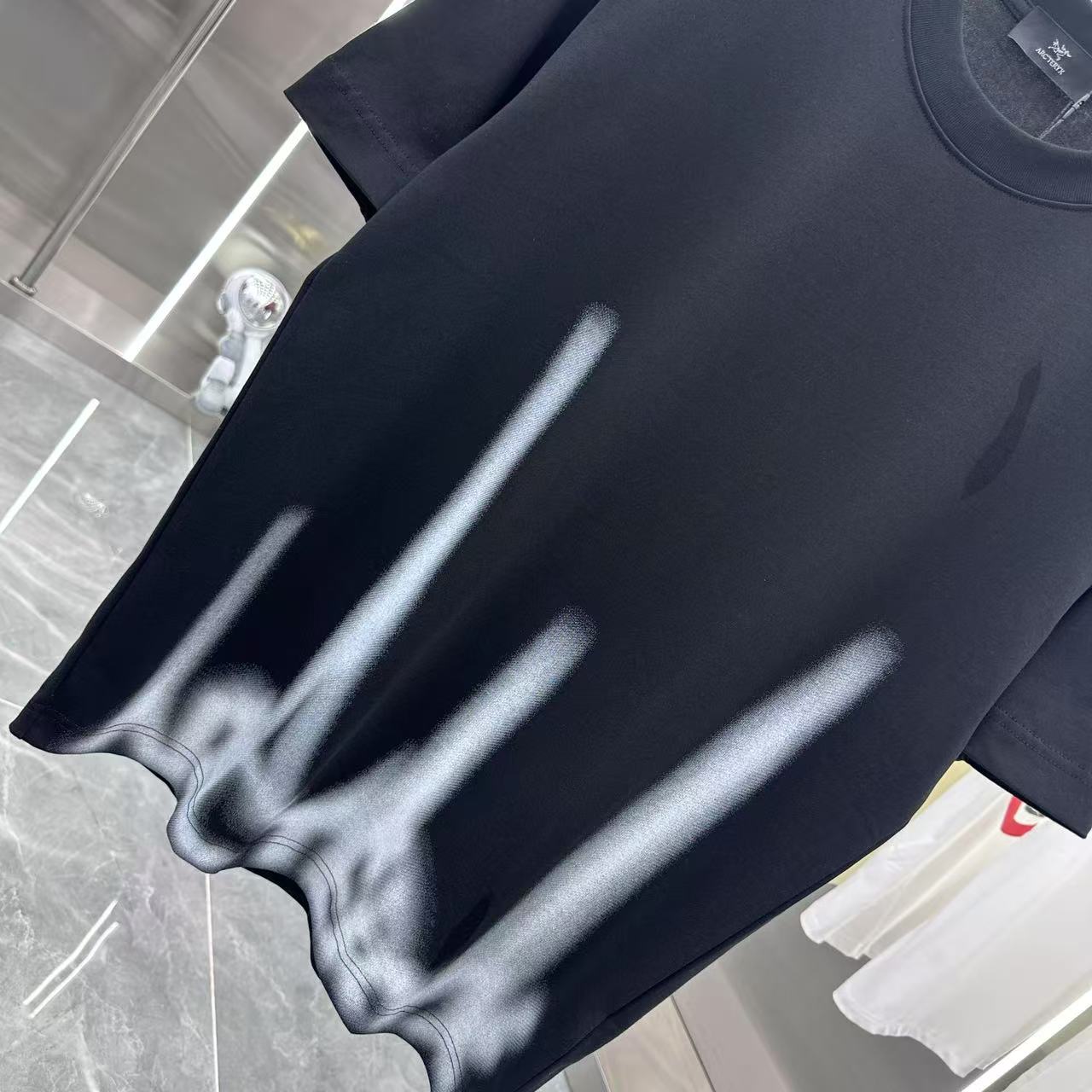 LuxluxHouse Best Quality Clothes T-shirt Arcteryx