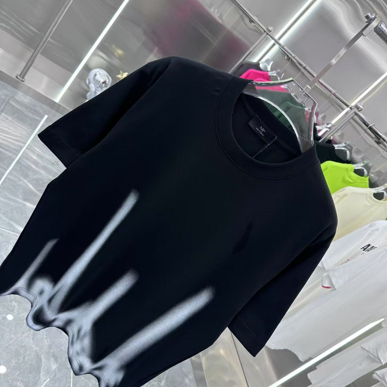 LuxluxHouse Best Quality Clothes T-shirt Arcteryx