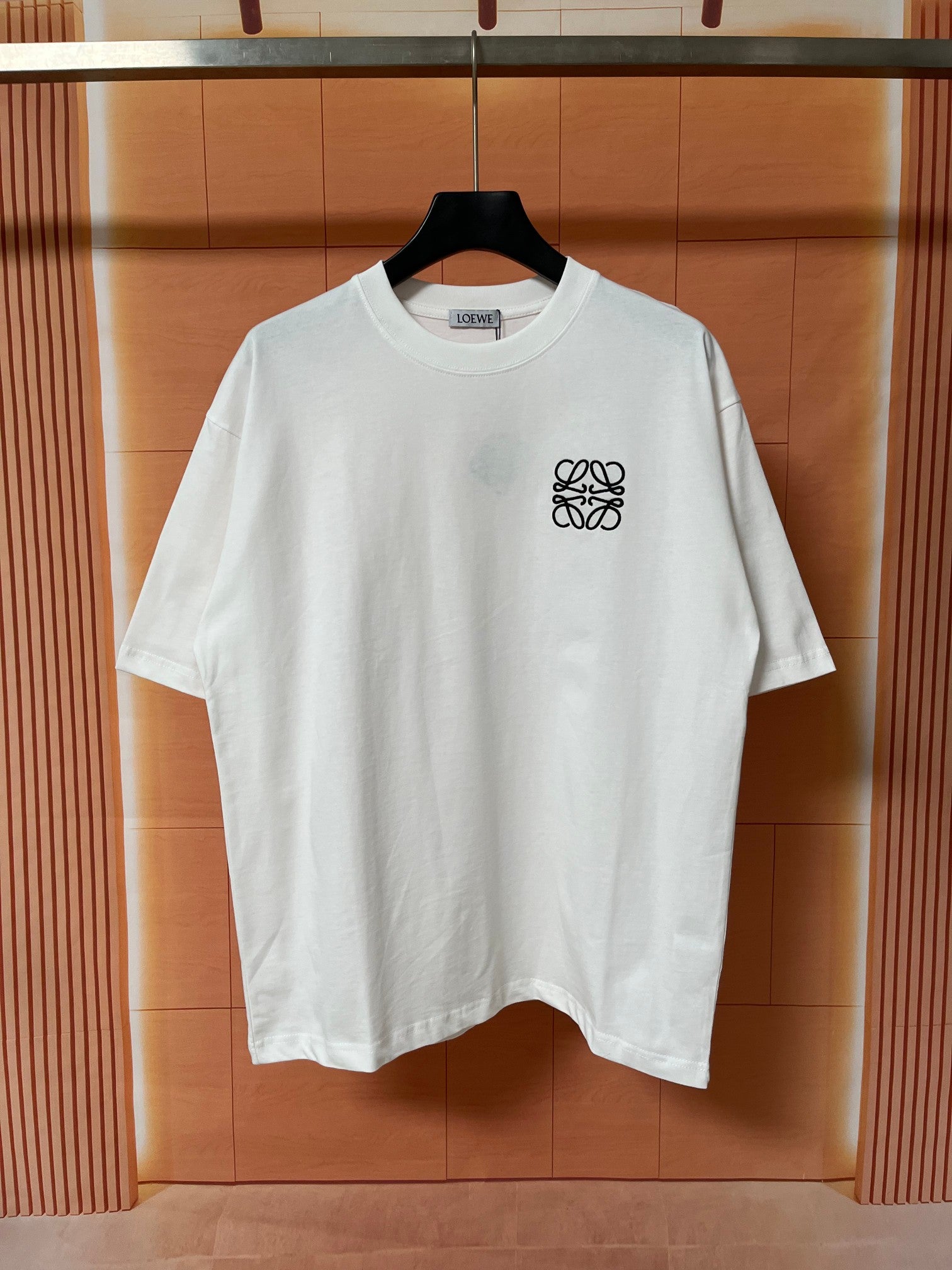 LuxluxHouse Best Quality Clothes T-shirt Loewe