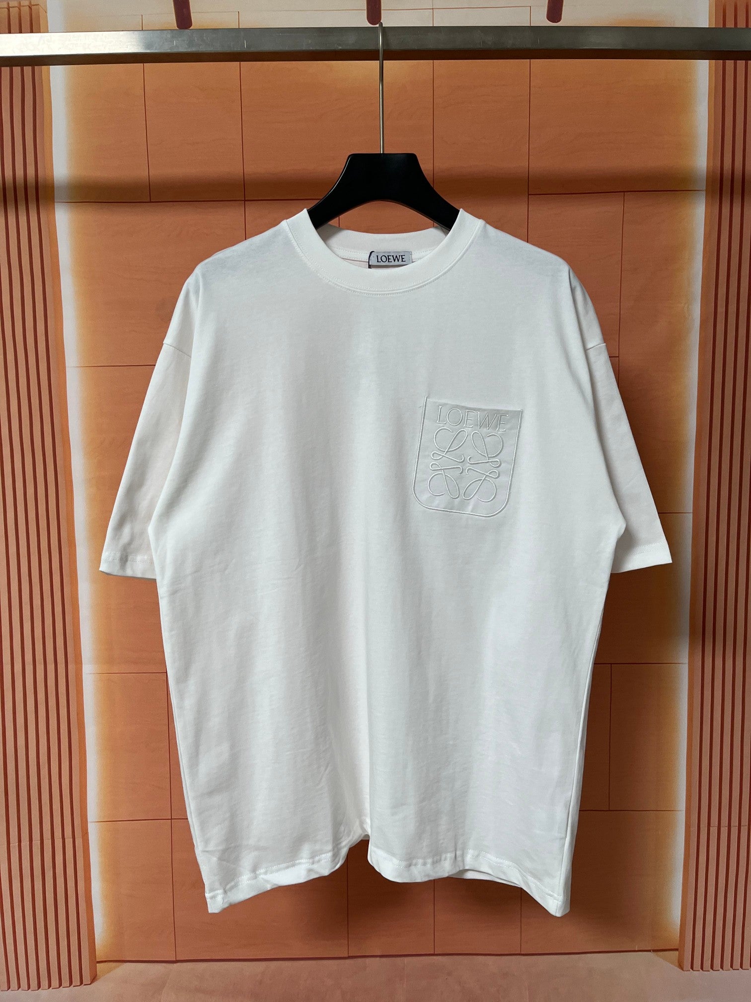 LuxluxHouse Best Quality Clothes T-shirt Loewe