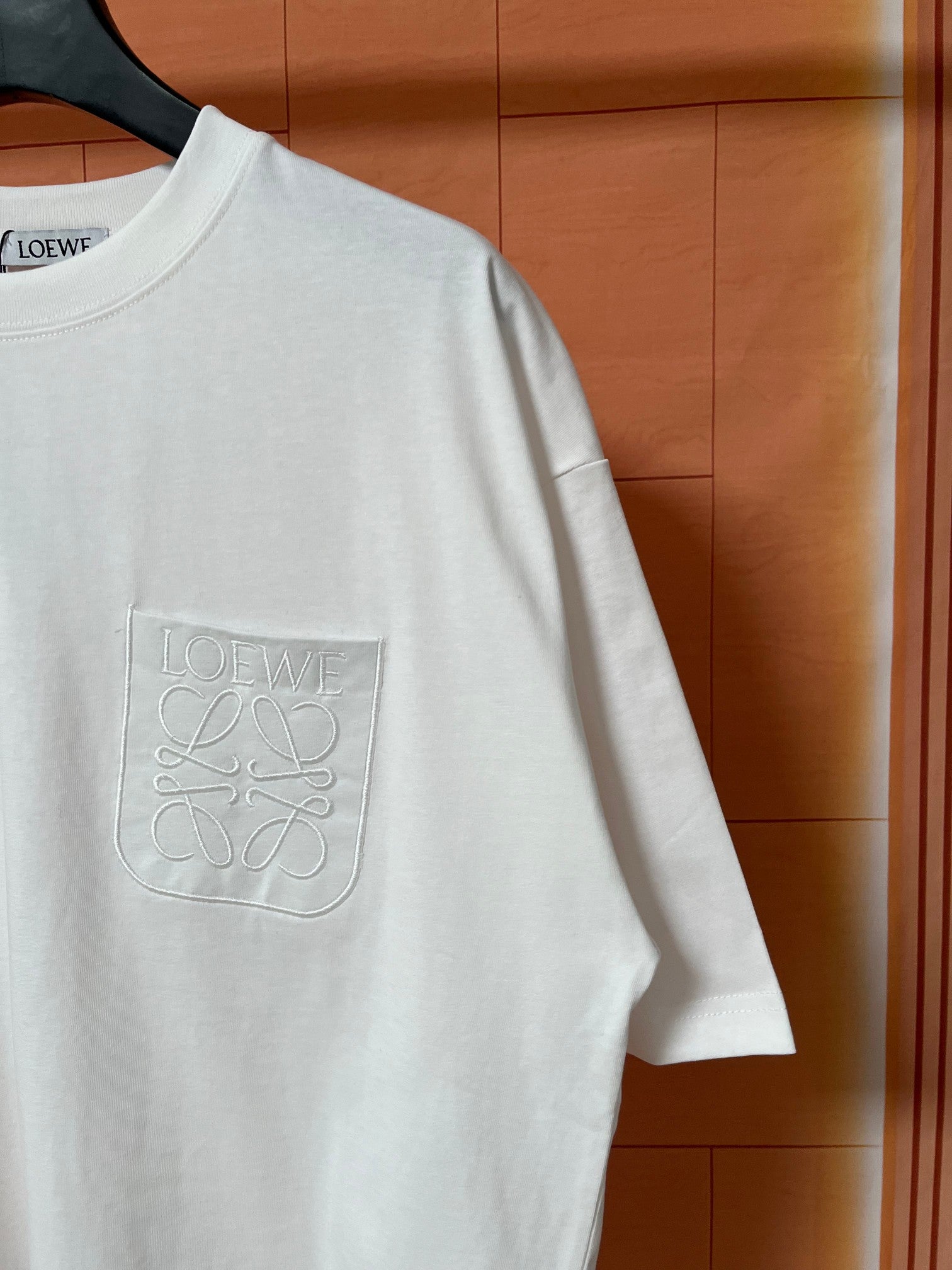 LuxluxHouse Best Quality Clothes T-shirt Loewe