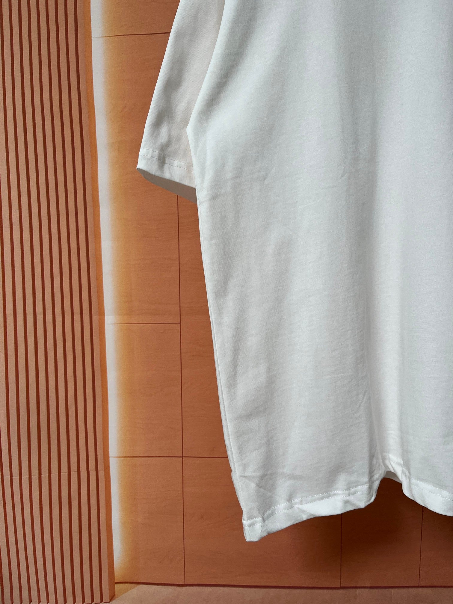 LuxluxHouse Best Quality Clothes T-shirt Loewe