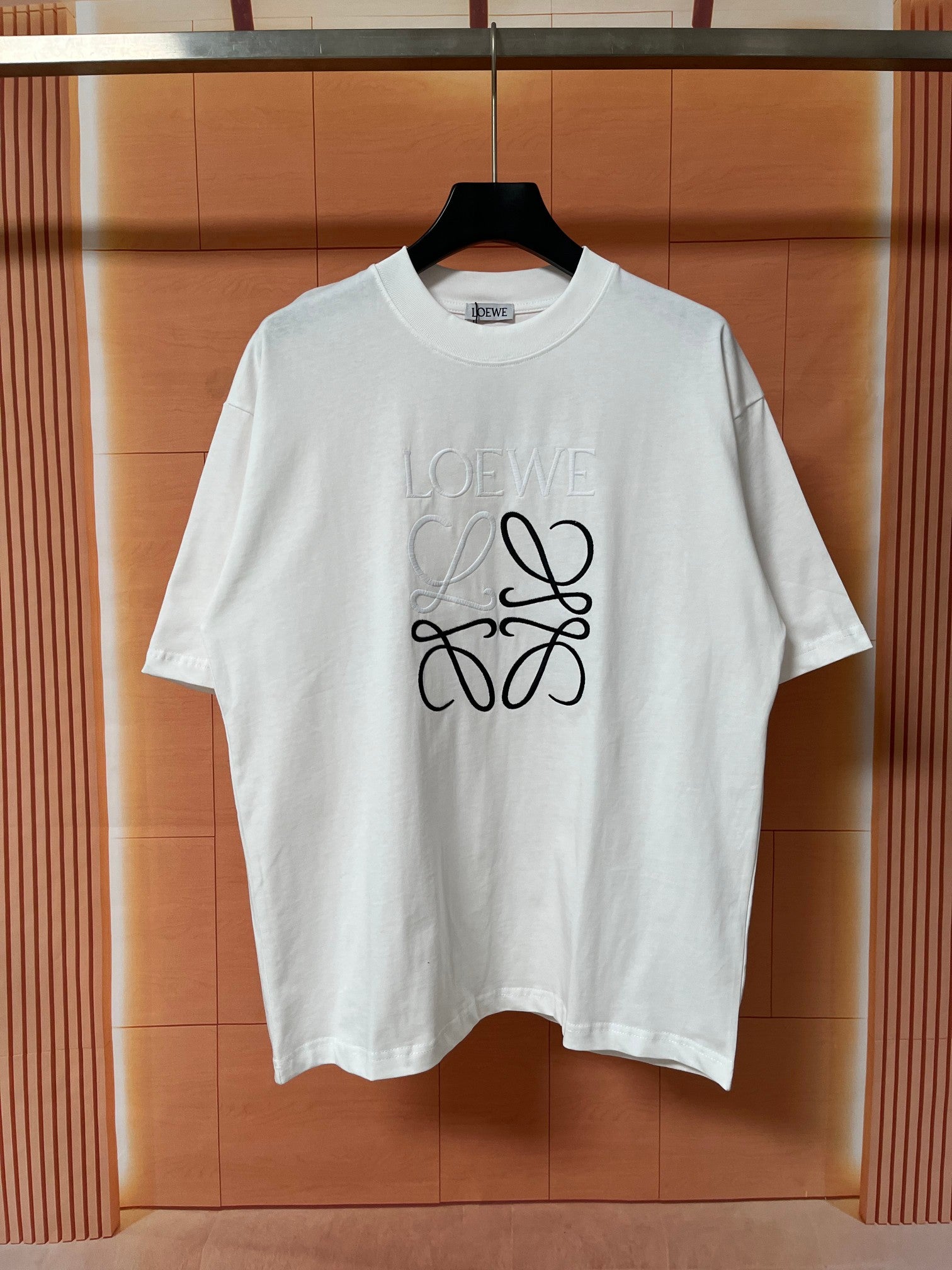 LuxluxHouse Best Quality Clothes T-shirt Loewe