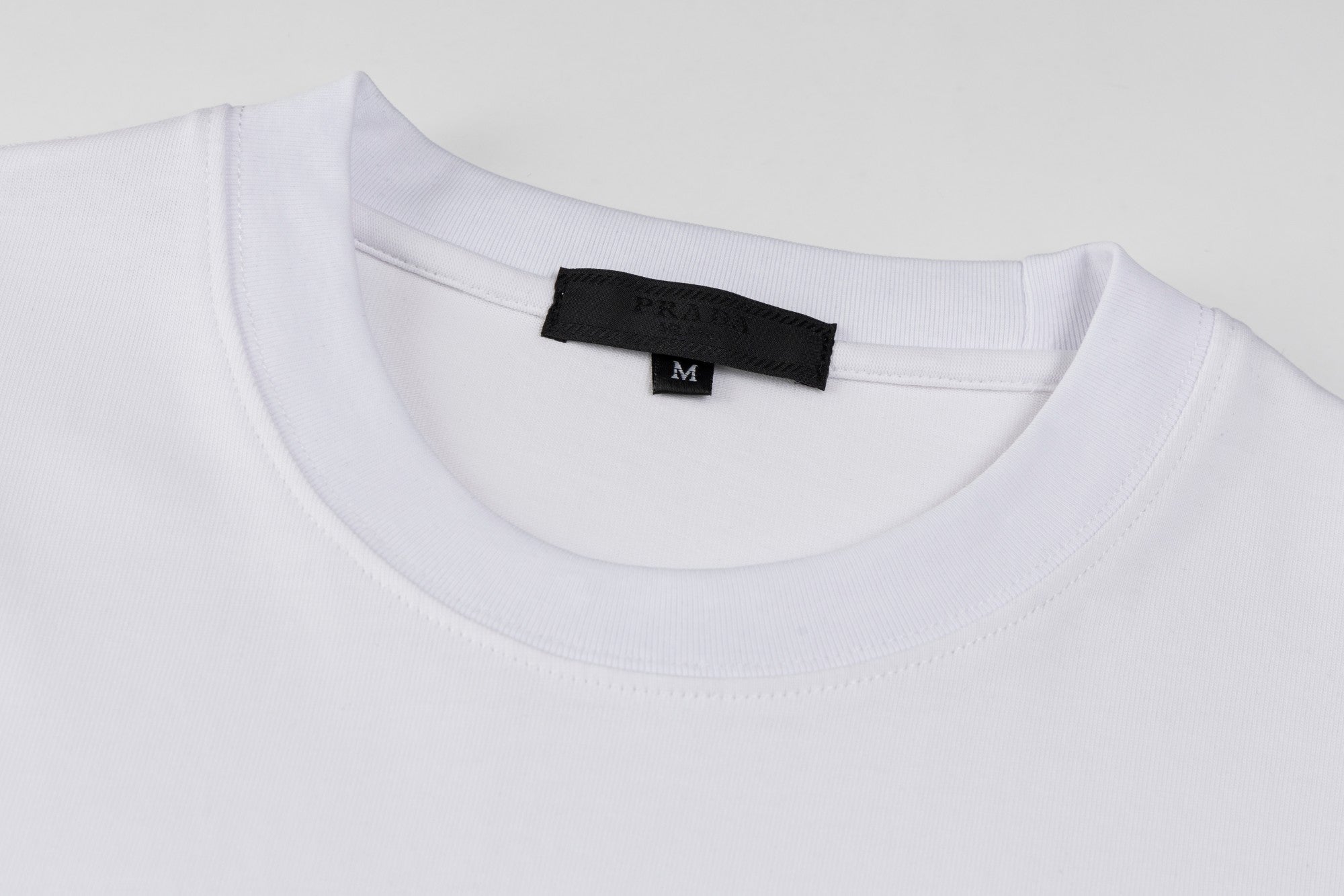 LuxluxHouse Best Quality Clothes T-shirt Prada