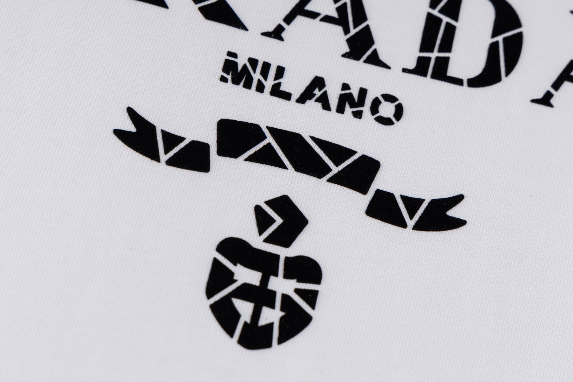 LuxluxHouse Best Quality Clothes T-shirt Prada