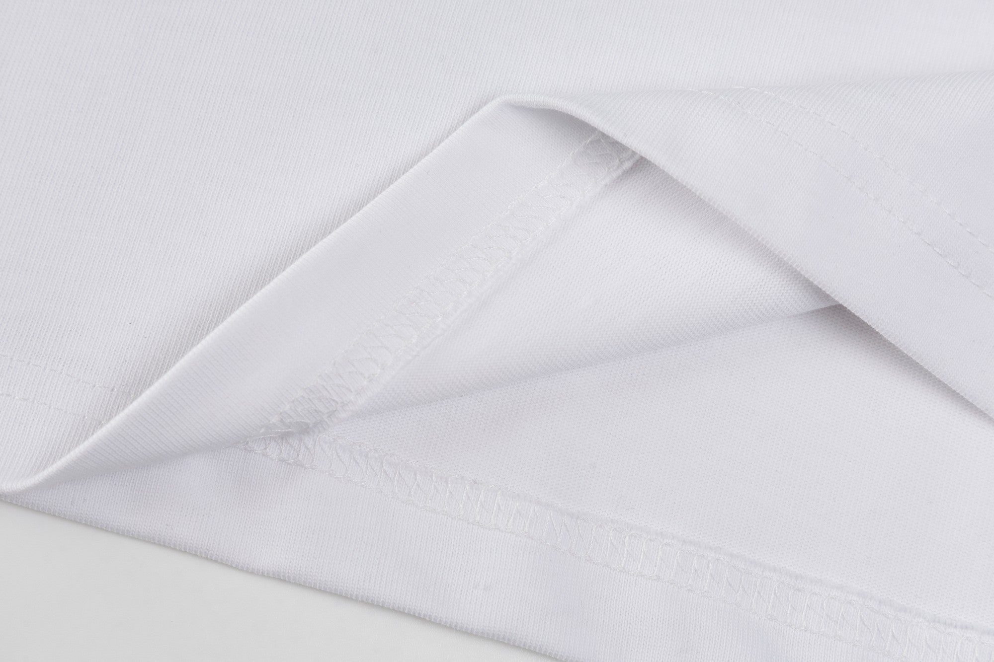 LuxluxHouse Best Quality Clothes T-shirt Loewe