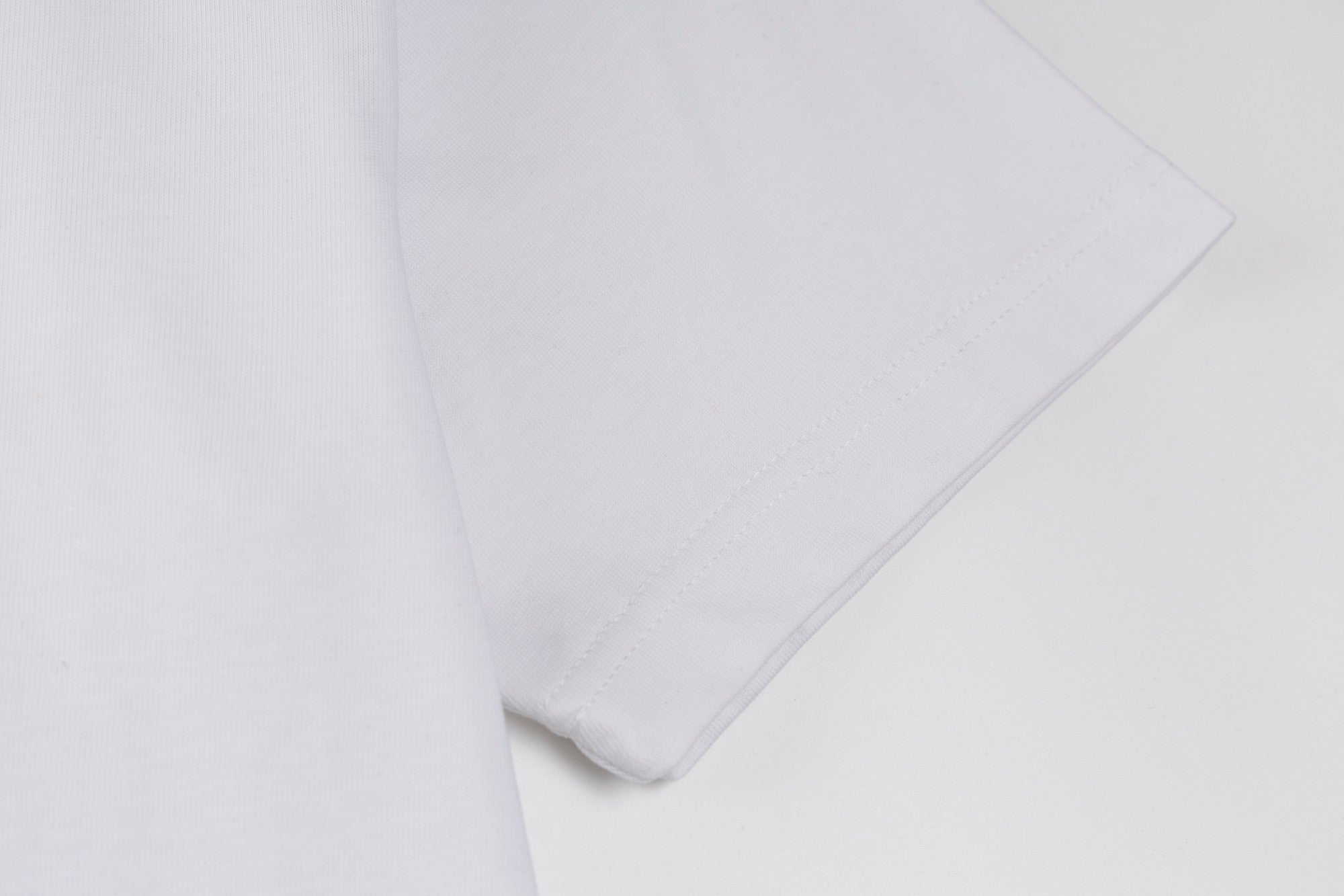 LuxluxHouse Best Quality Clothes T-shirt Loewe