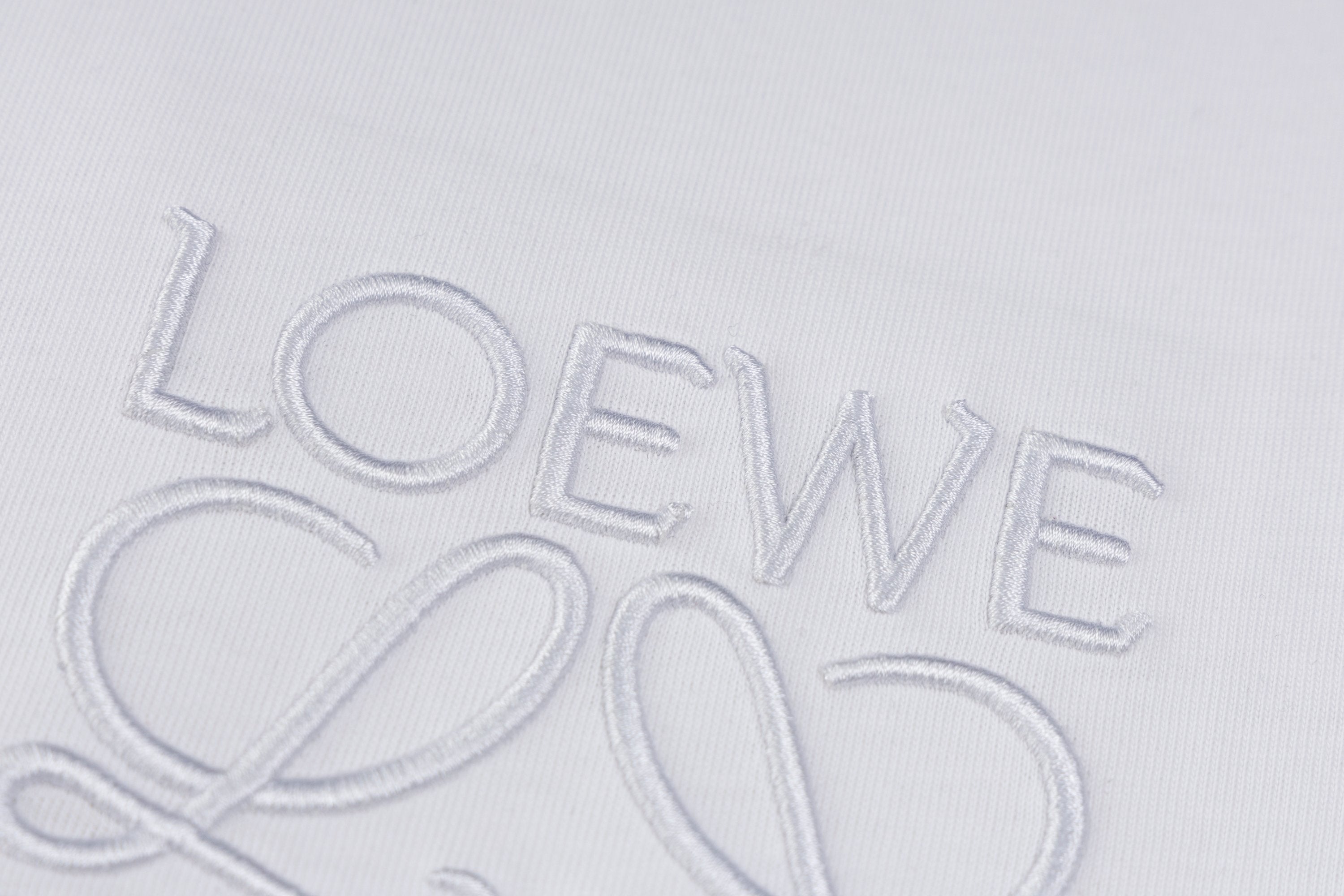 LuxluxHouse Best Quality Clothes T-shirt Loewe