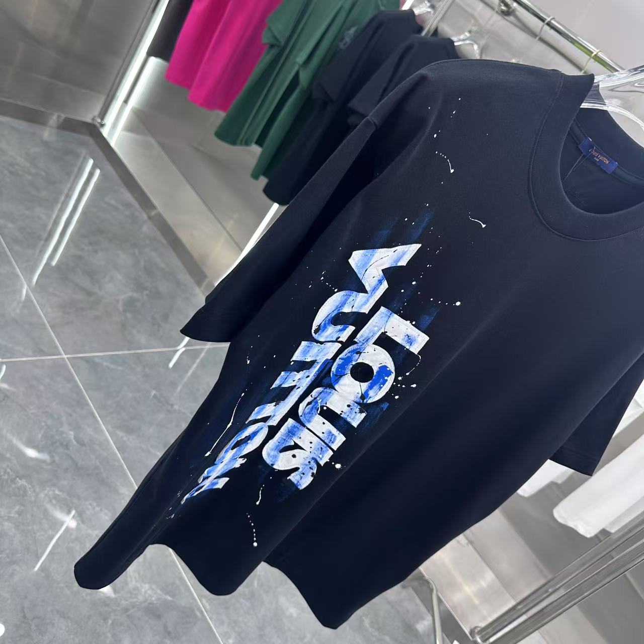 LuxluxHouse Best Quality Clothes T-shirt Louis Vuitton