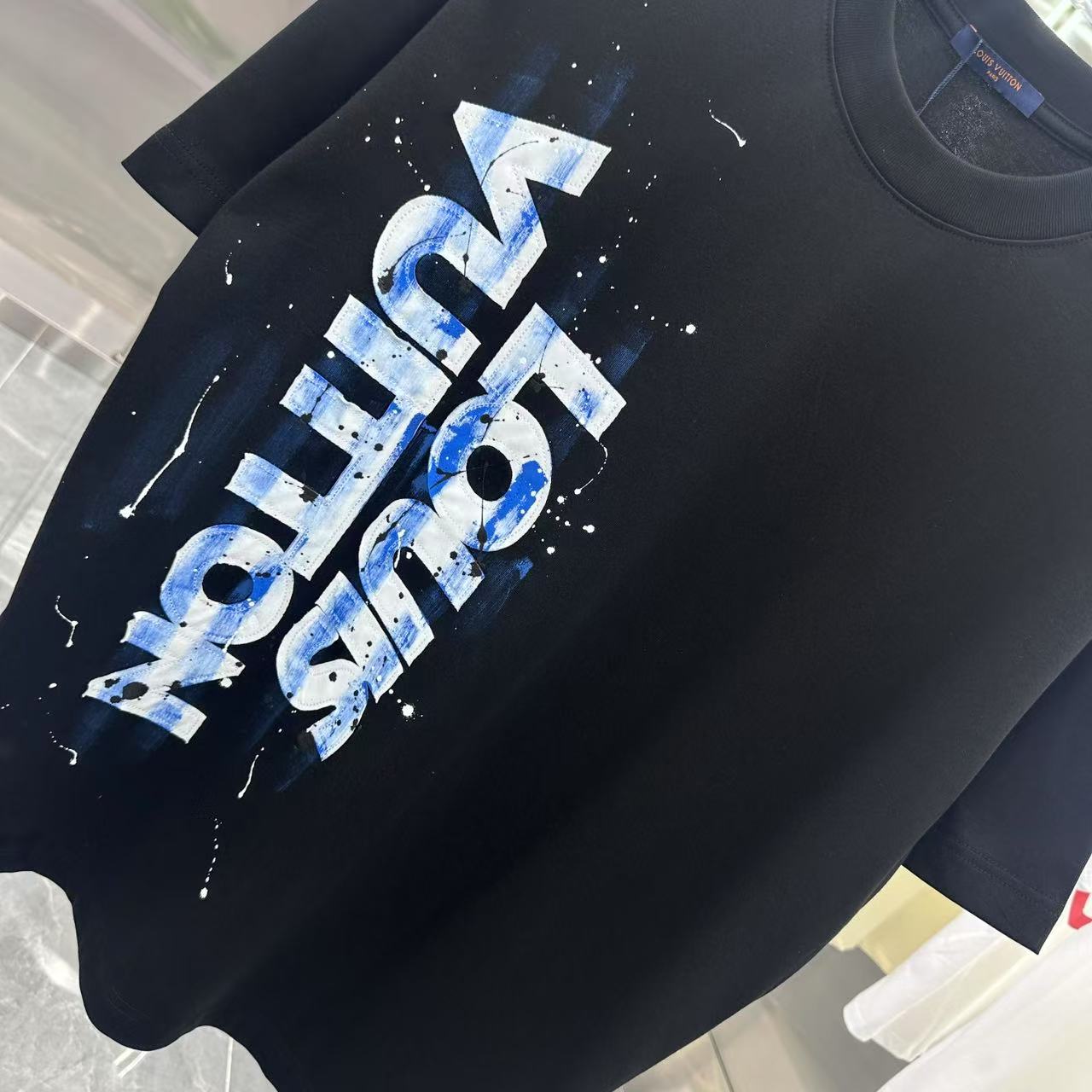 LuxluxHouse Best Quality Clothes T-shirt Louis Vuitton