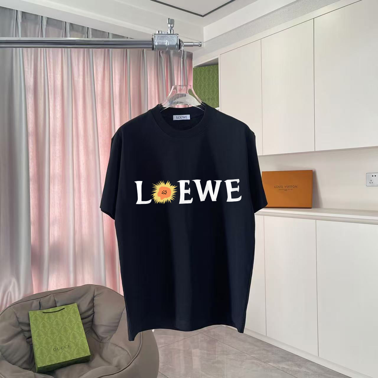 LuxluxHouse Best Quality Clothes T-shirt Loewe