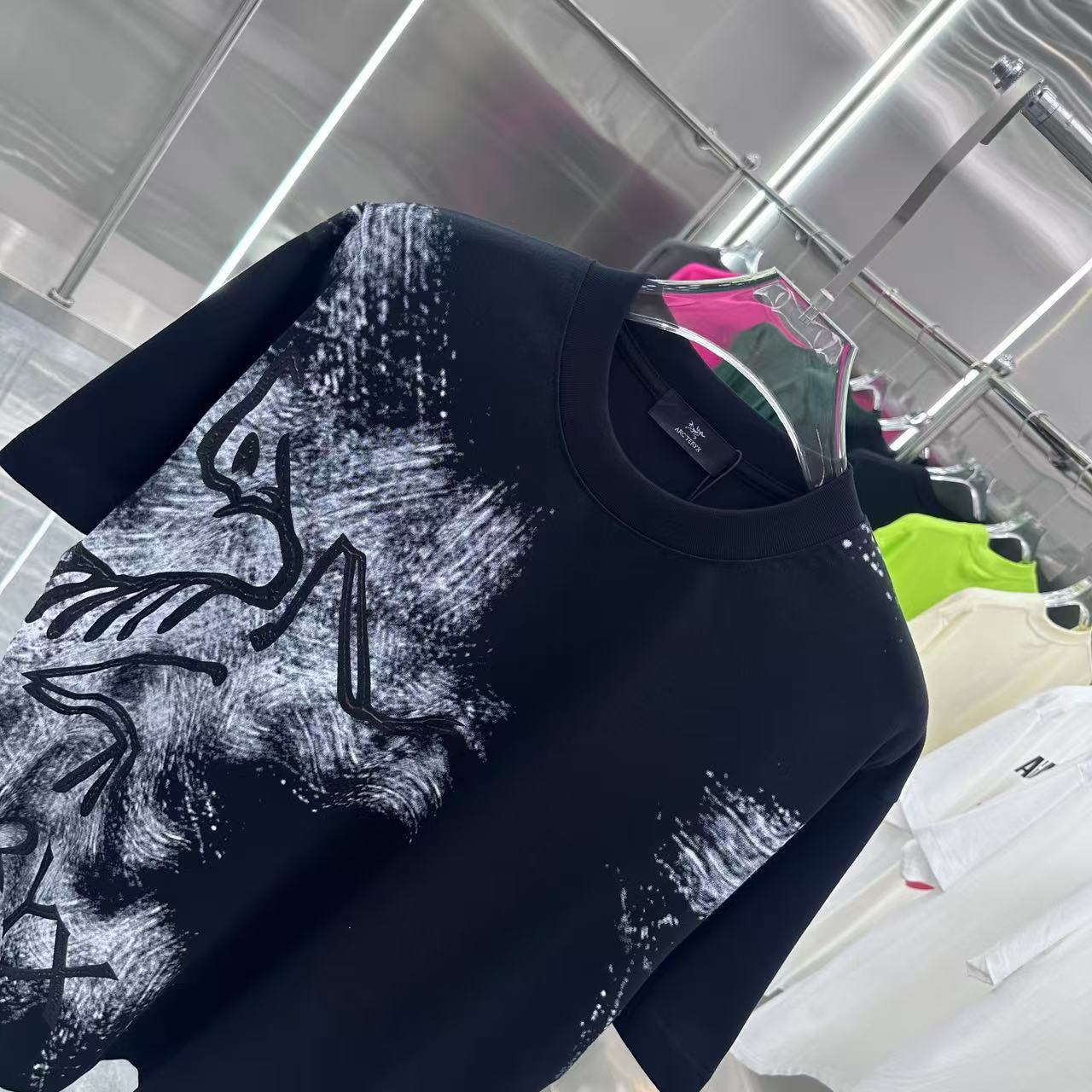 LuxluxHouse Best Quality Clothes T-shirt Arcteryx