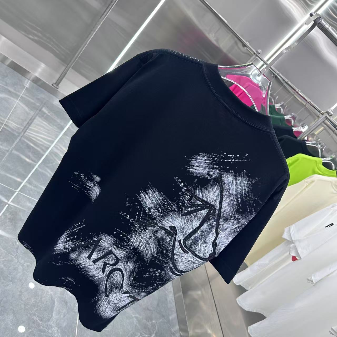 LuxluxHouse Best Quality Clothes T-shirt Arcteryx