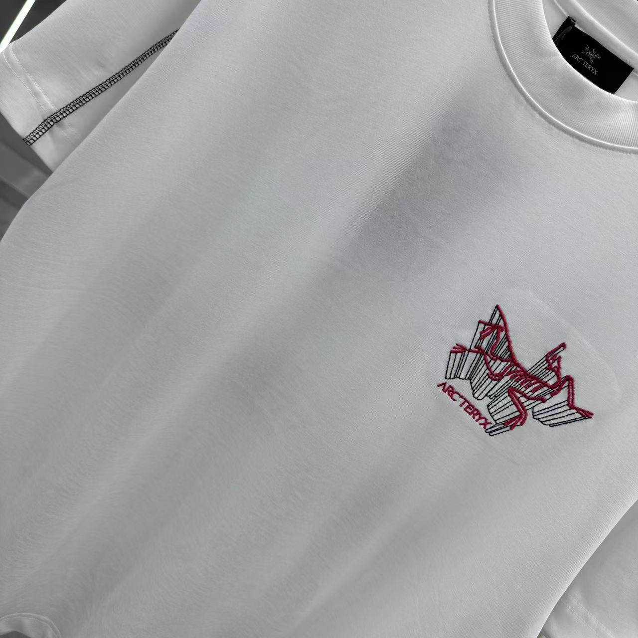 LuxluxHouse Best Quality Clothes T-shirt Arcteryx