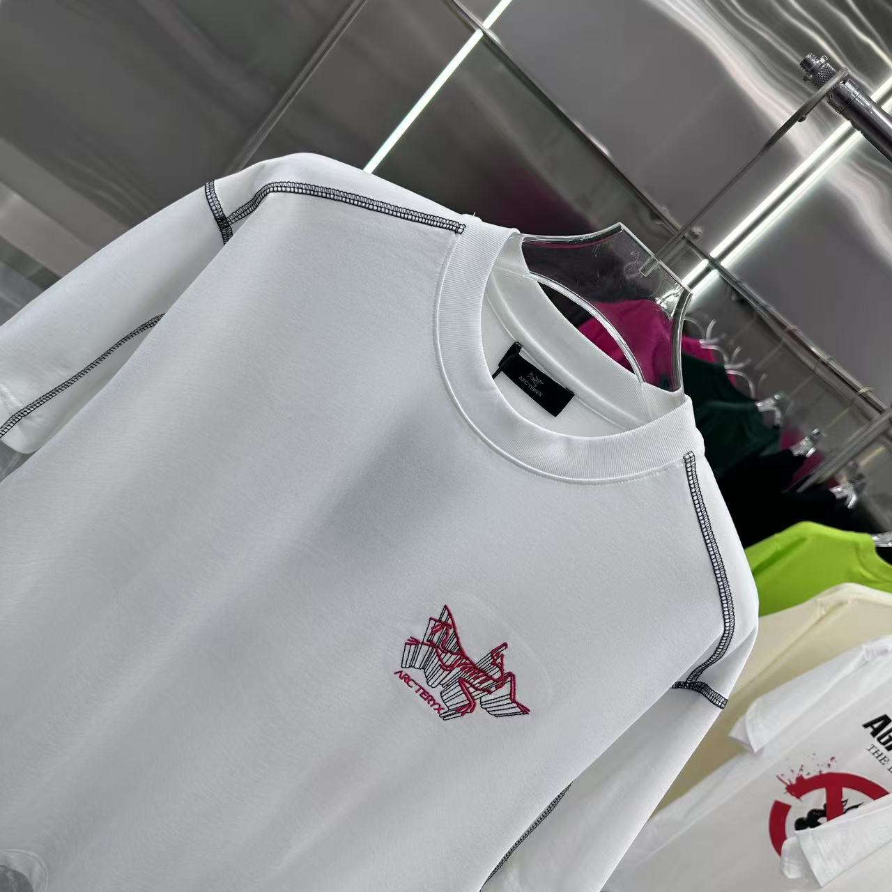 LuxluxHouse Best Quality Clothes T-shirt Arcteryx