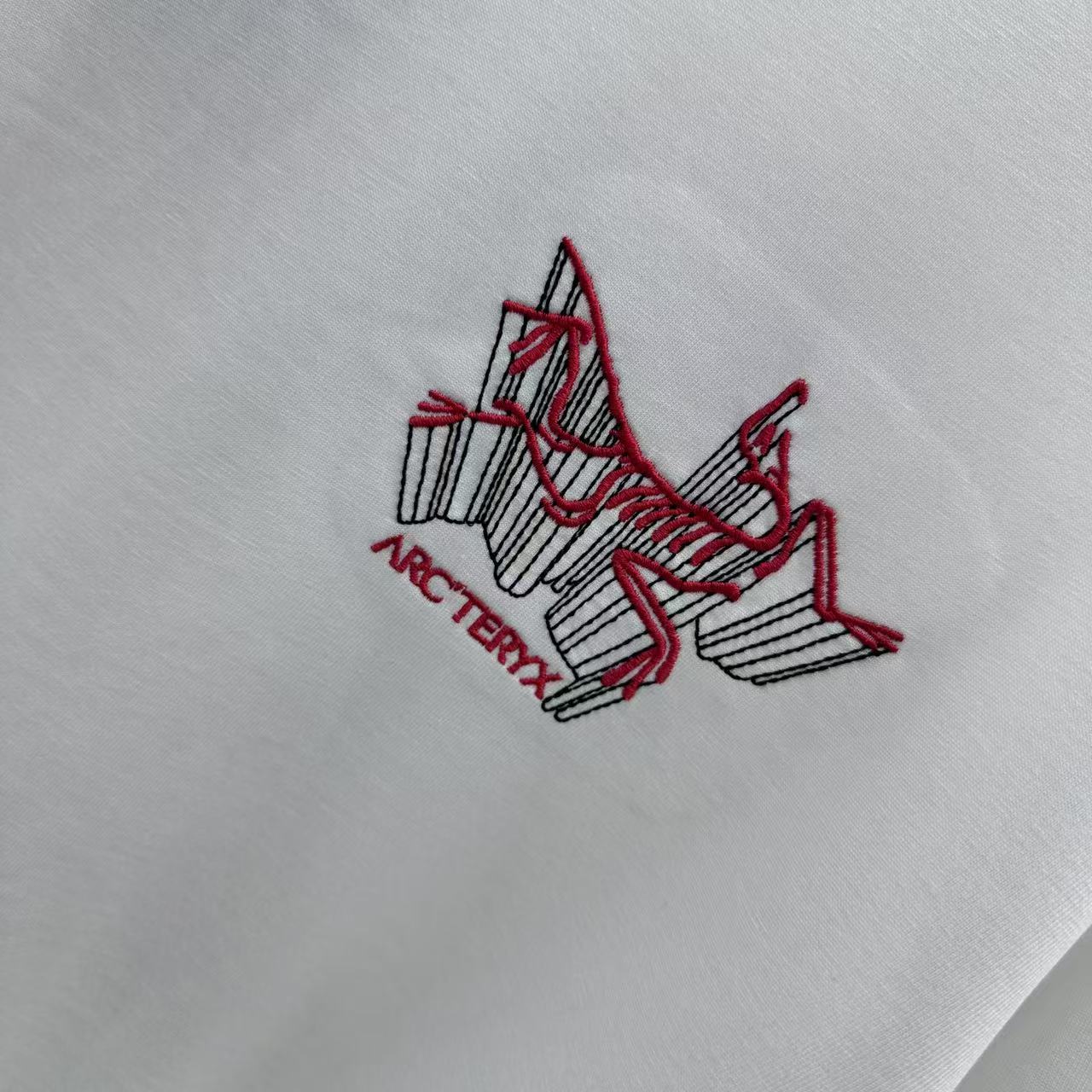 LuxluxHouse Best Quality Clothes T-shirt Arcteryx