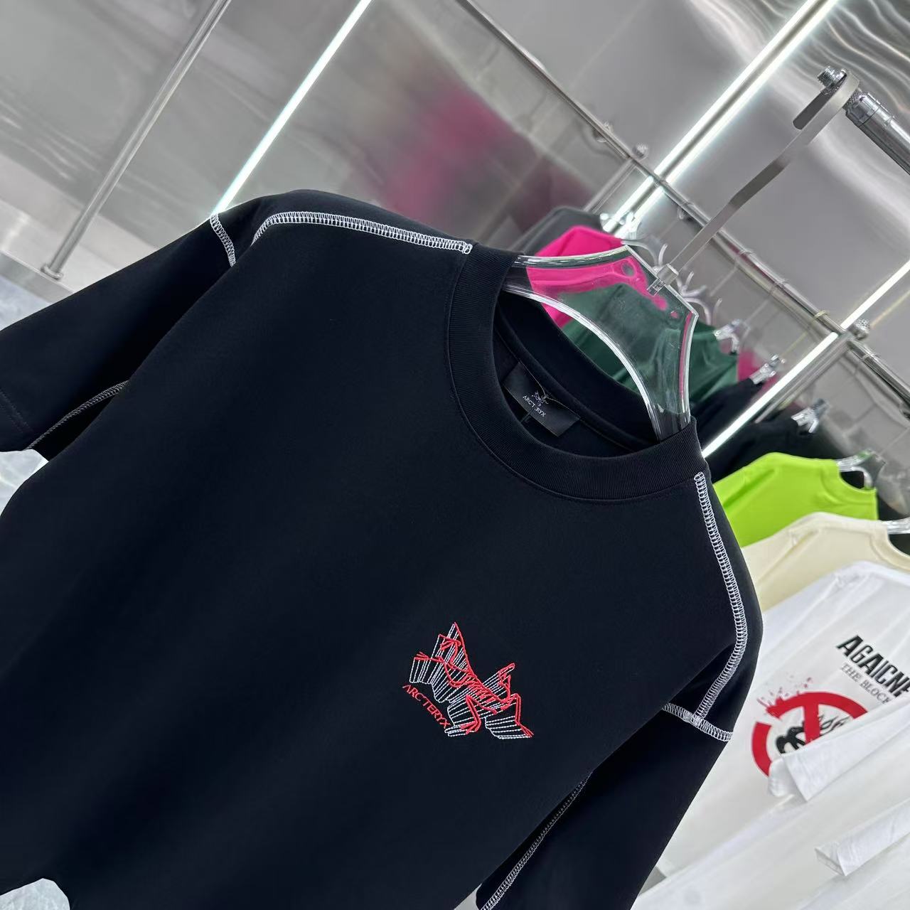 LuxluxHouse Best Quality Clothes T-shirt Arcteryx