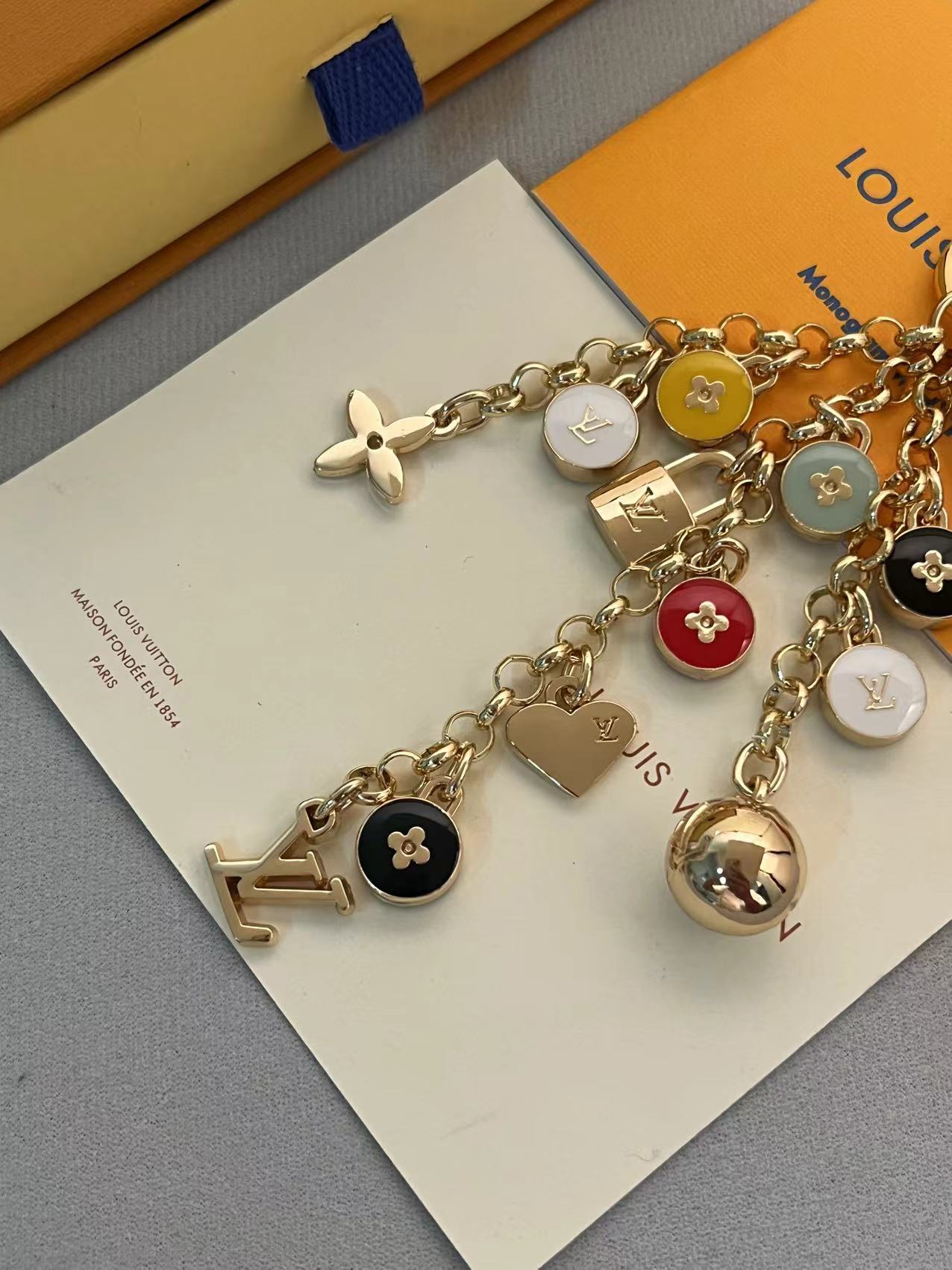 LuxluxHouse Best Quality Accessories Louis Vuitton Keychain