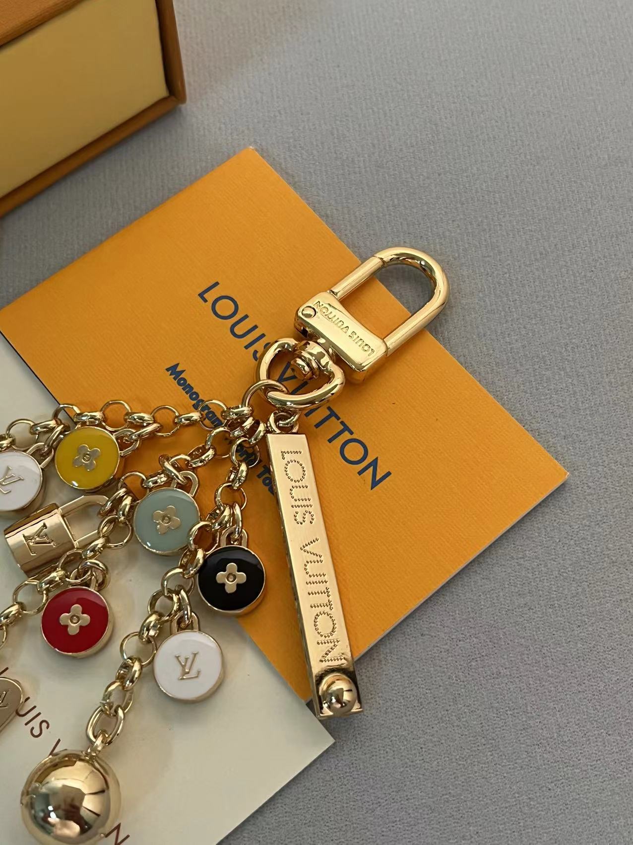 LuxluxHouse Best Quality Accessories Louis Vuitton Keychain