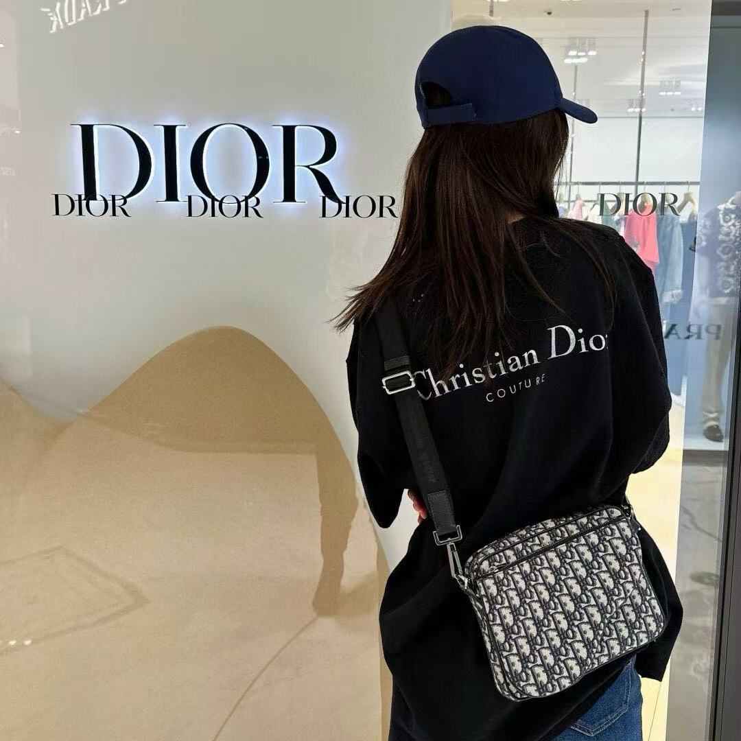 LuxluxHouse Best Quality Clothes T-shirt Dior