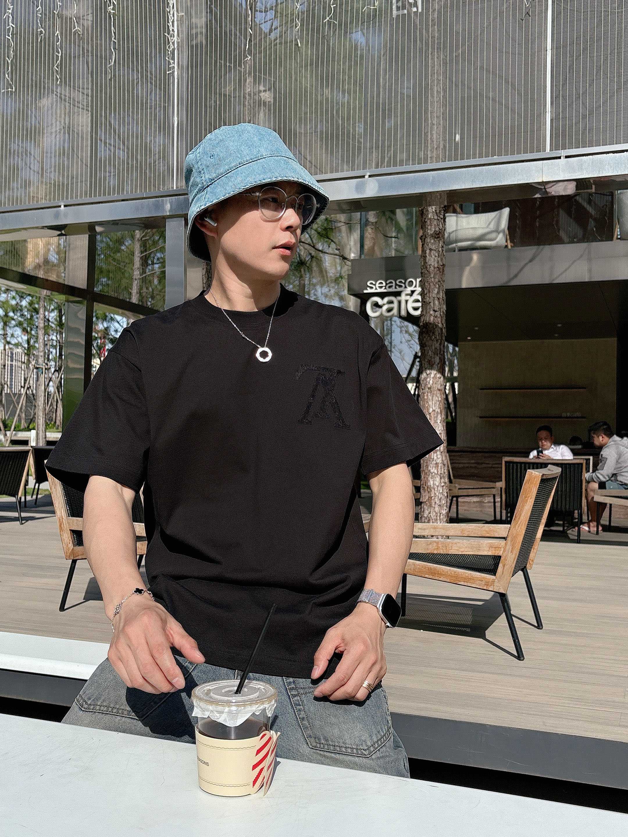 LuxluxHouse Best Quality Clothes T-shirt Louis Vuitton