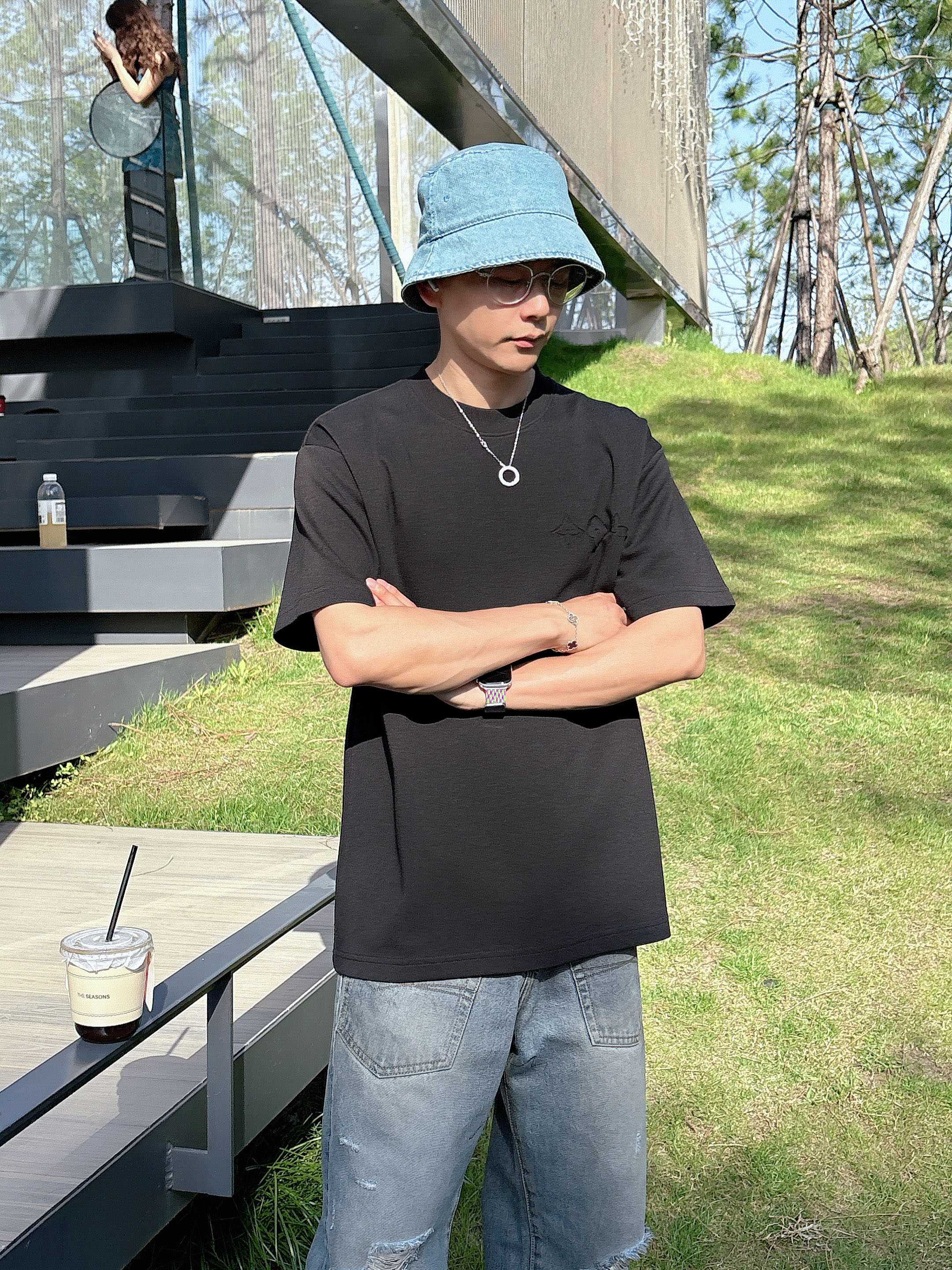 LuxluxHouse Best Quality Clothes T-shirt Louis Vuitton