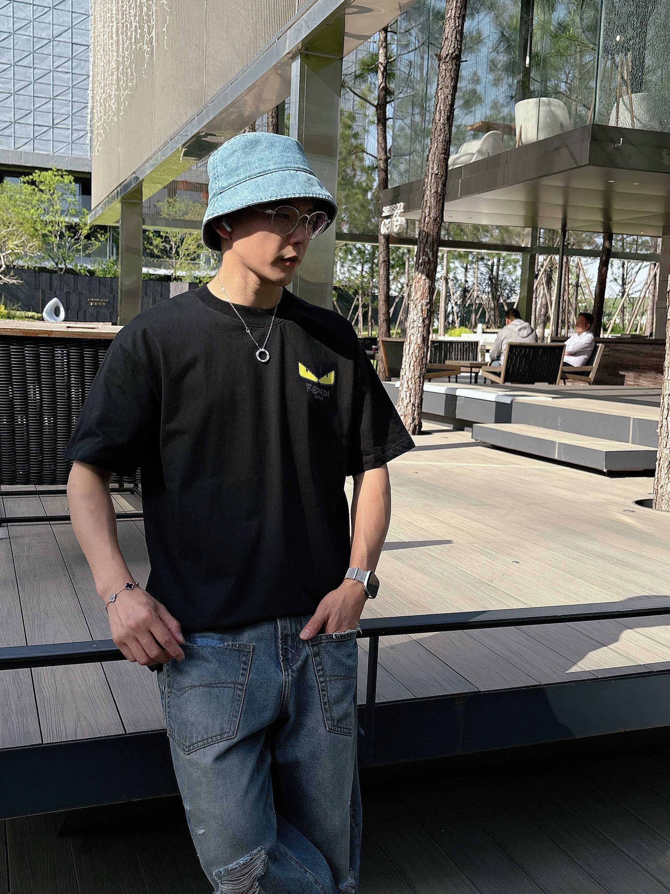 LuxluxHouse Best Quality Clothes Fendi T-shirt