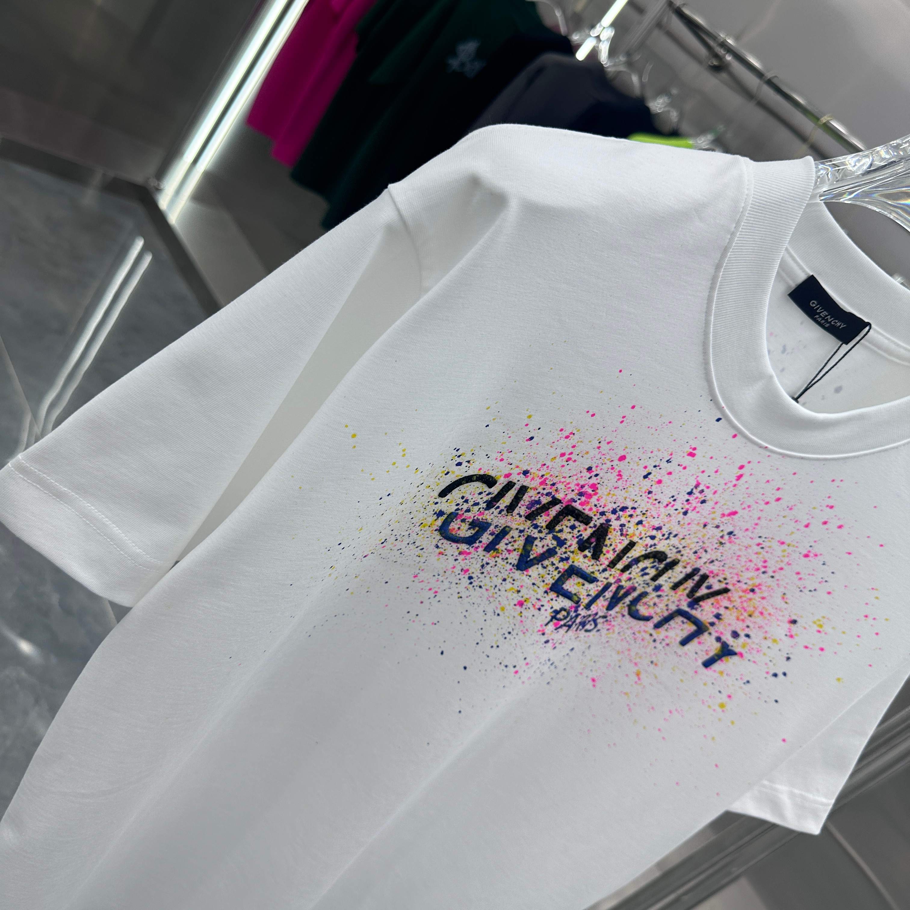 LuxluxHouse Best Quality Clothes Givenchy T-shirt