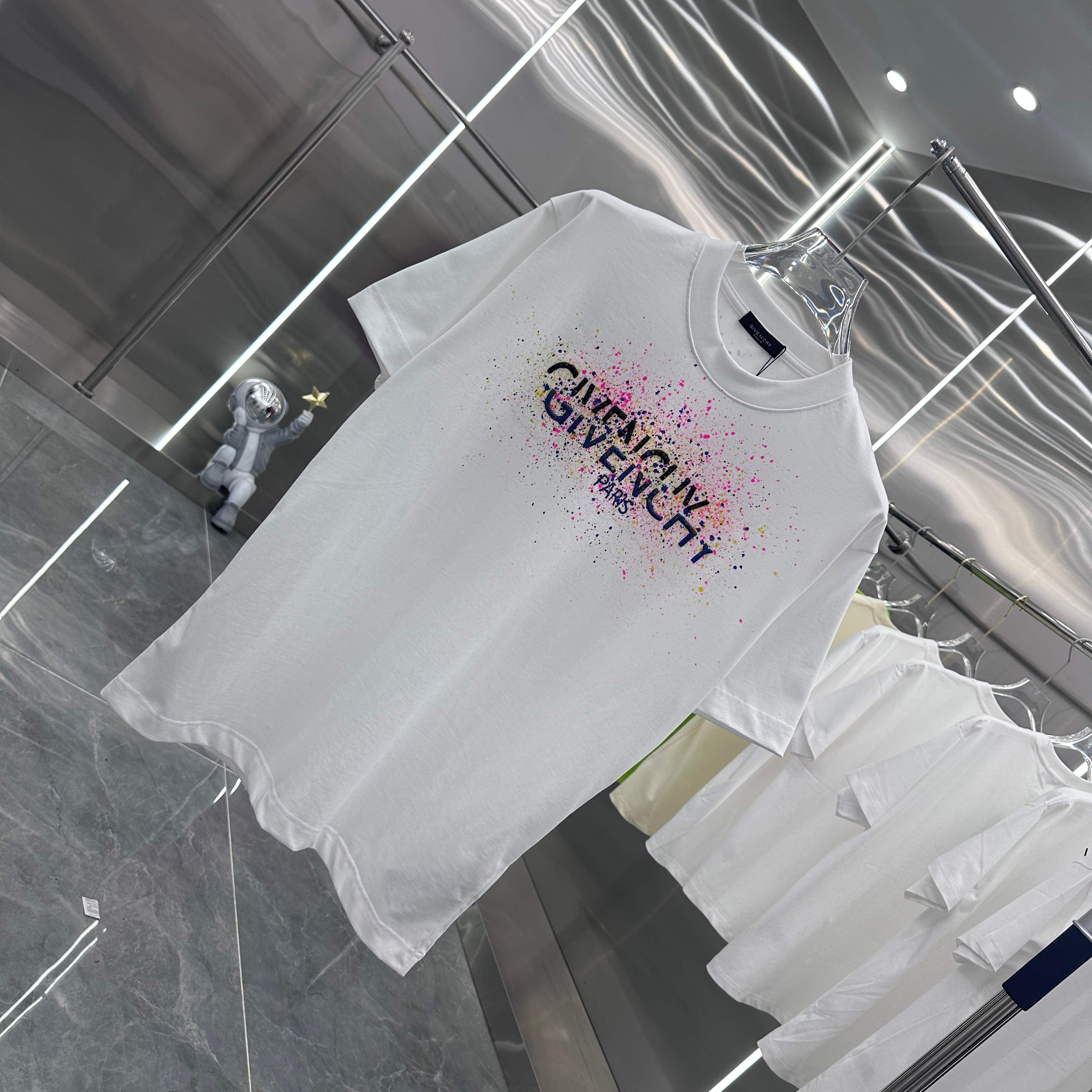 LuxluxHouse Best Quality Clothes Givenchy T-shirt