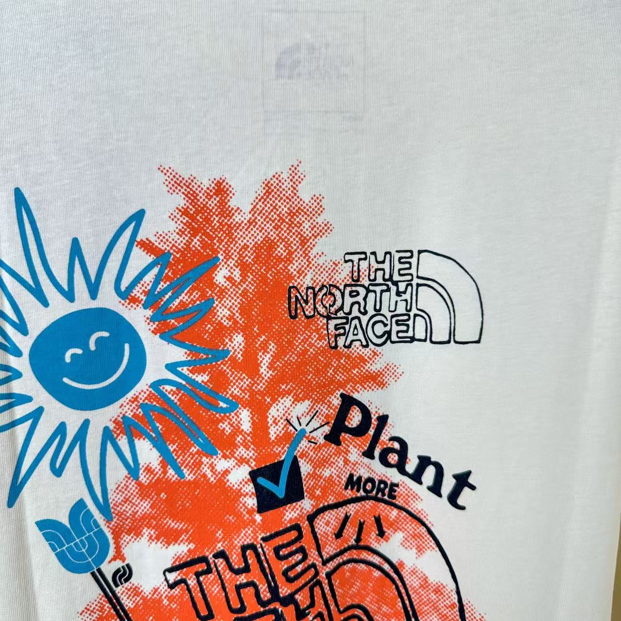 LuxluxHouse Best Quality Clothes The North Face & MLB T-shirt