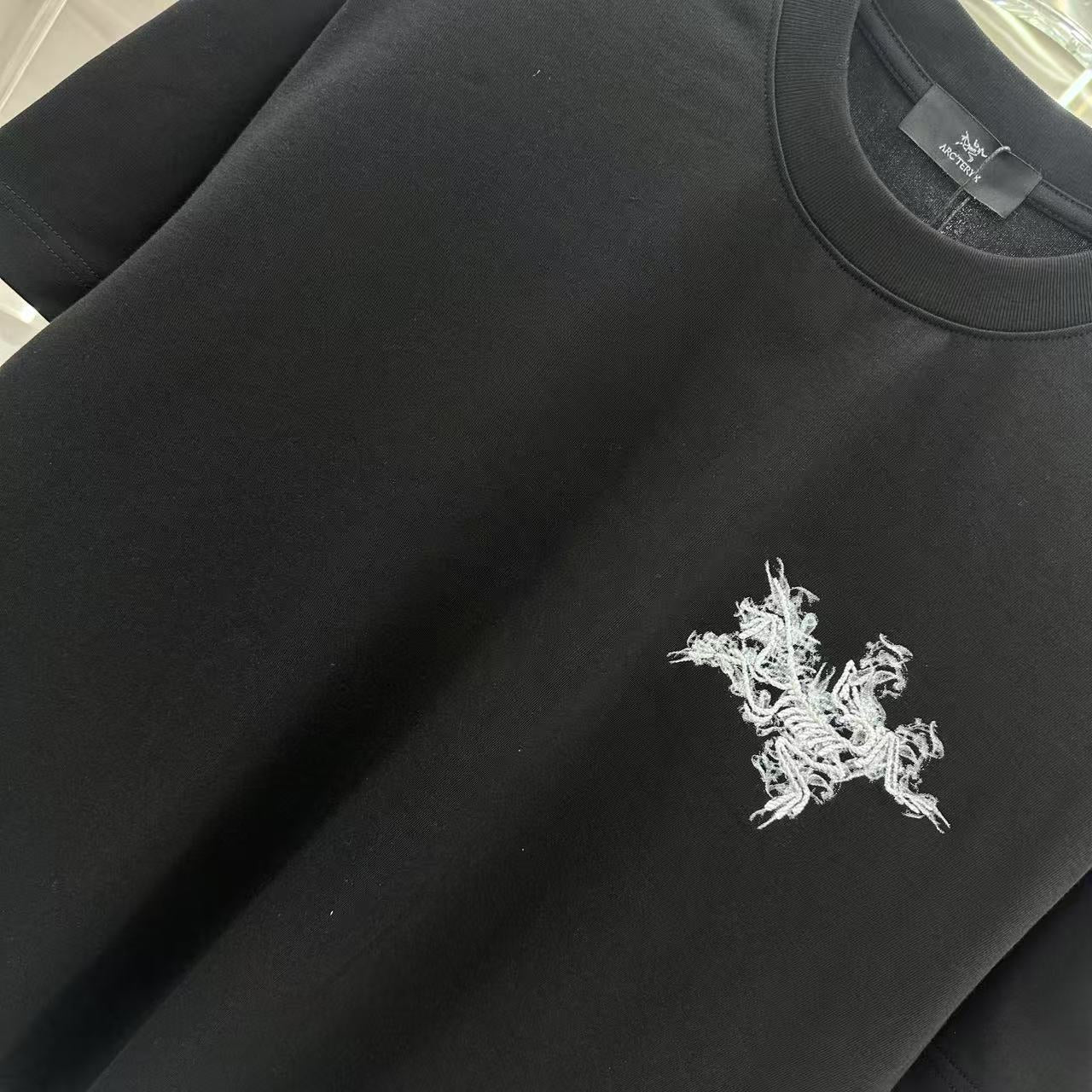 LuxluxHouse Best Quality Clothes T-shirt Arcteryx