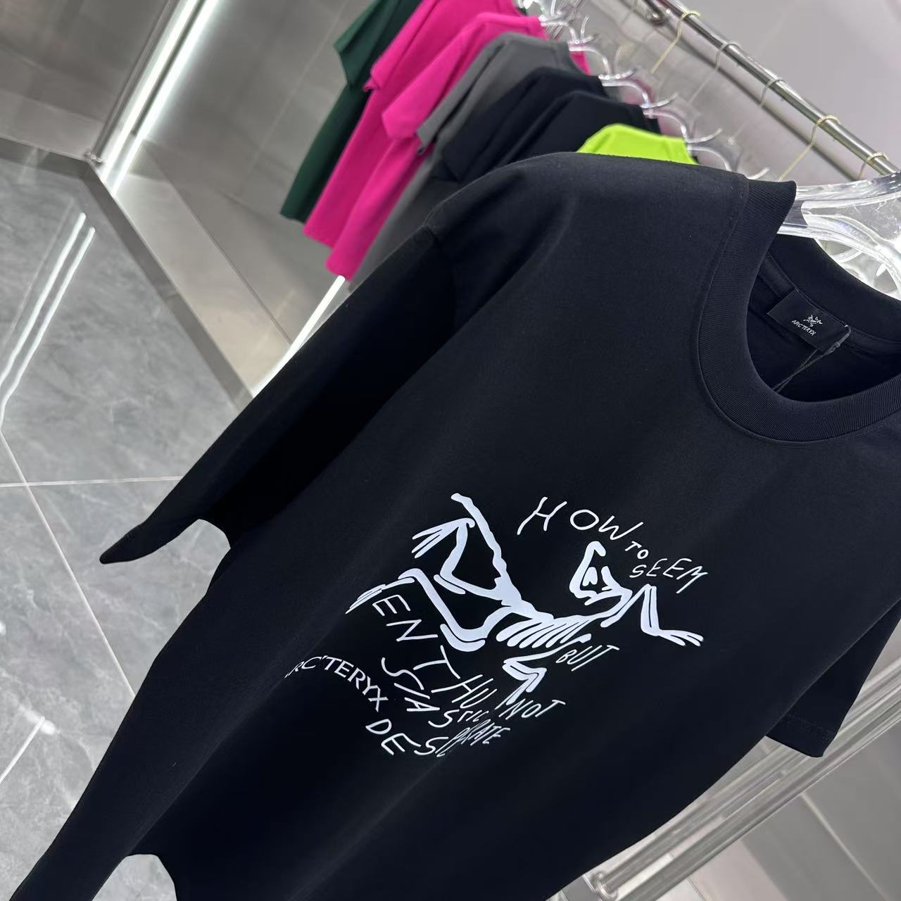 LuxluxHouse Best Quality Clothes T-shirt Arcteryx