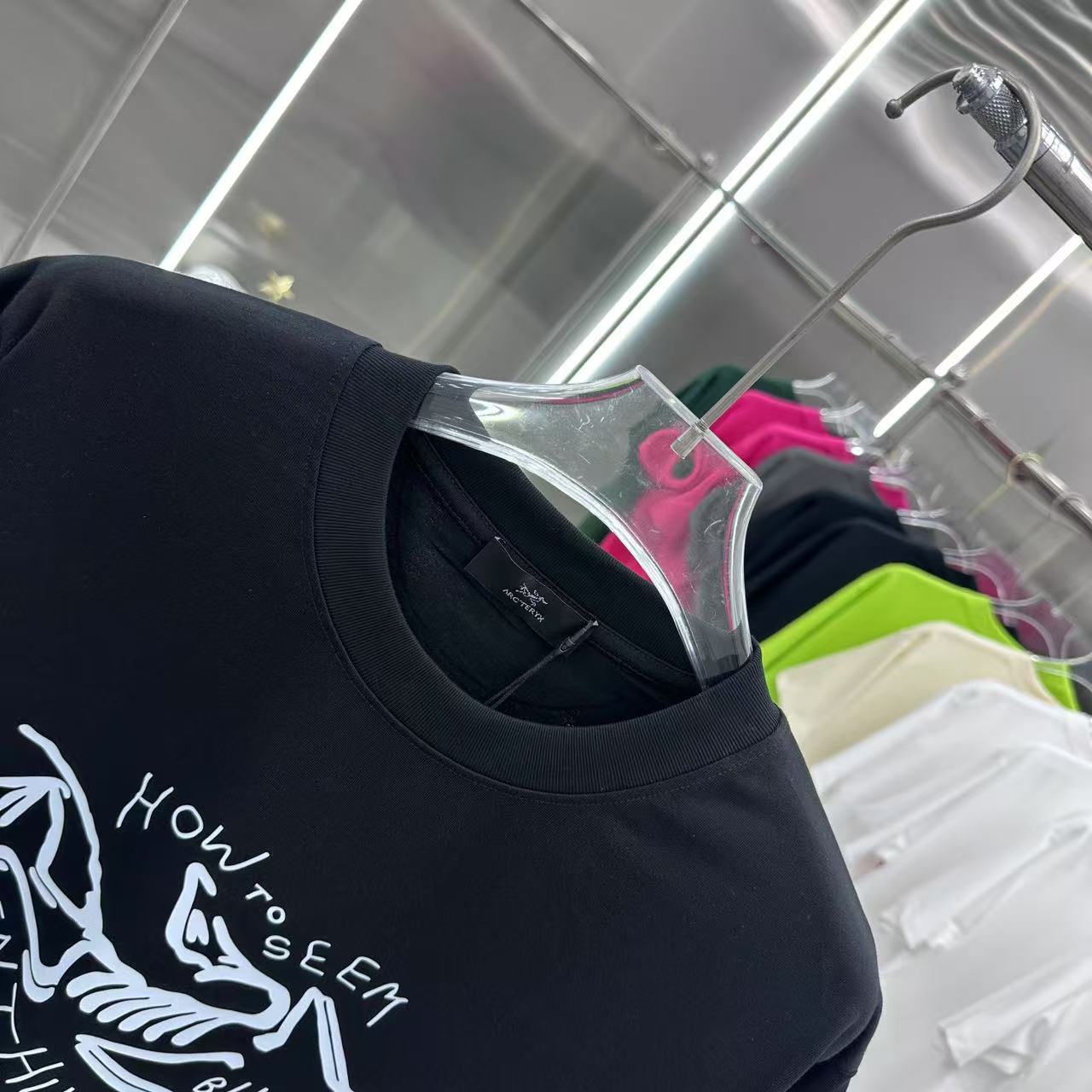 LuxluxHouse Best Quality Clothes T-shirt Arcteryx