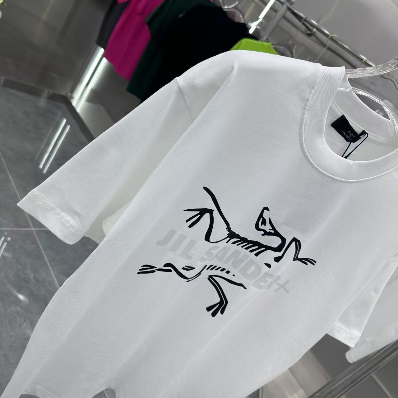 LuxluxHouse Best Quality Clothes T-shirt Arcteryx